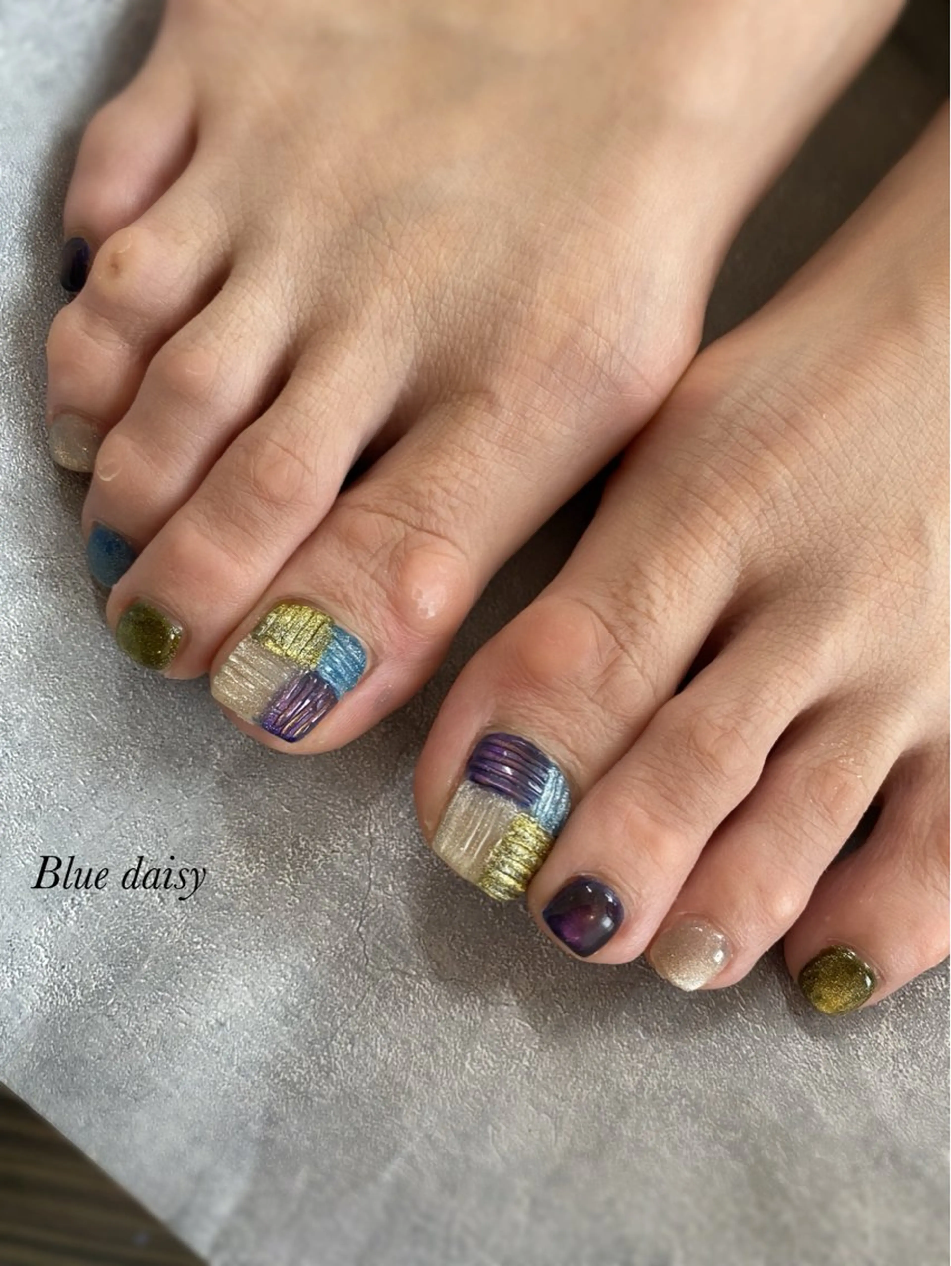 ネイル マグネットネイル フットネイル Blue daisy 栄本店のネイルデザイン