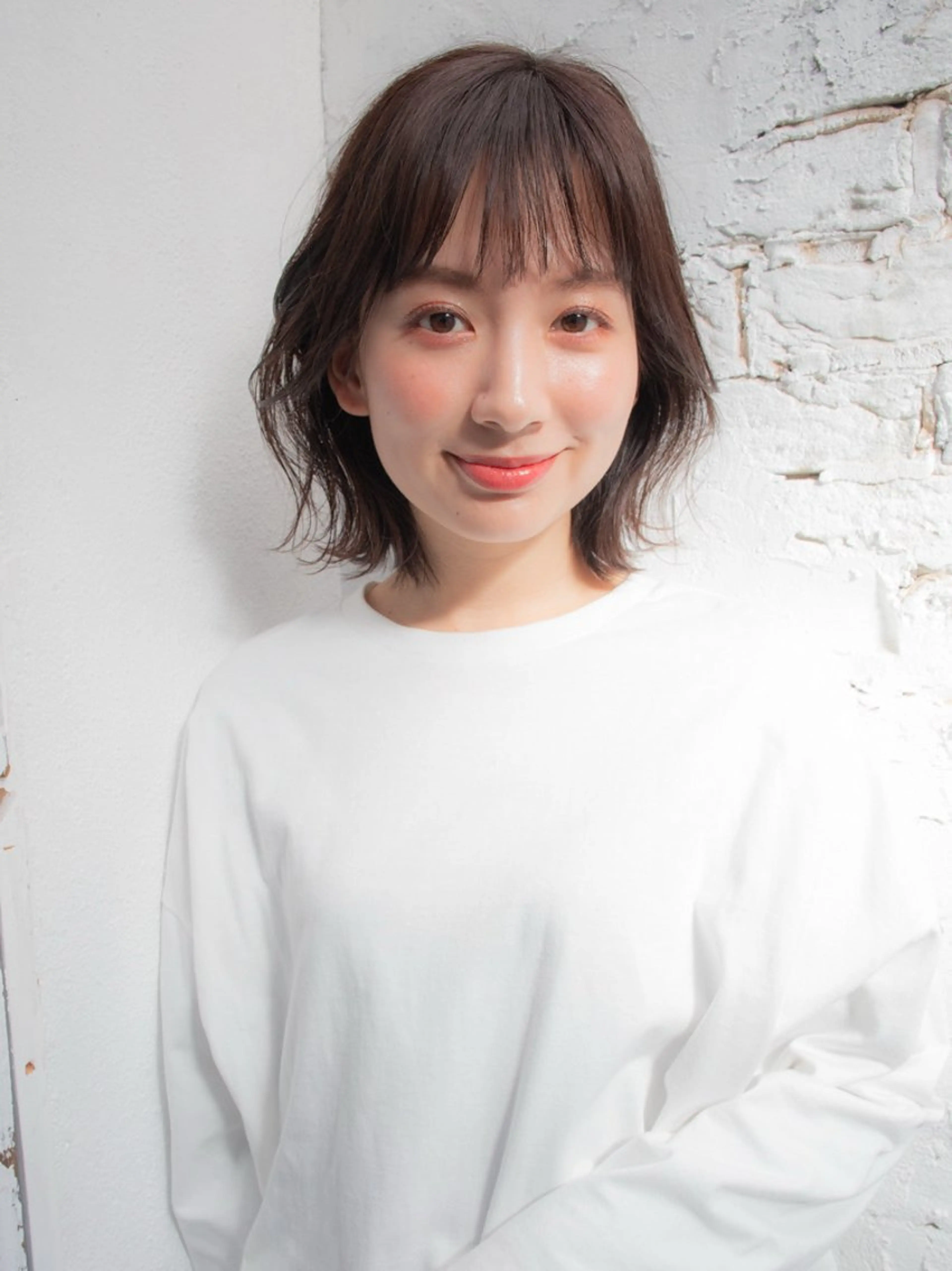 ミディアム 井上 胡桃のヘアスタイル