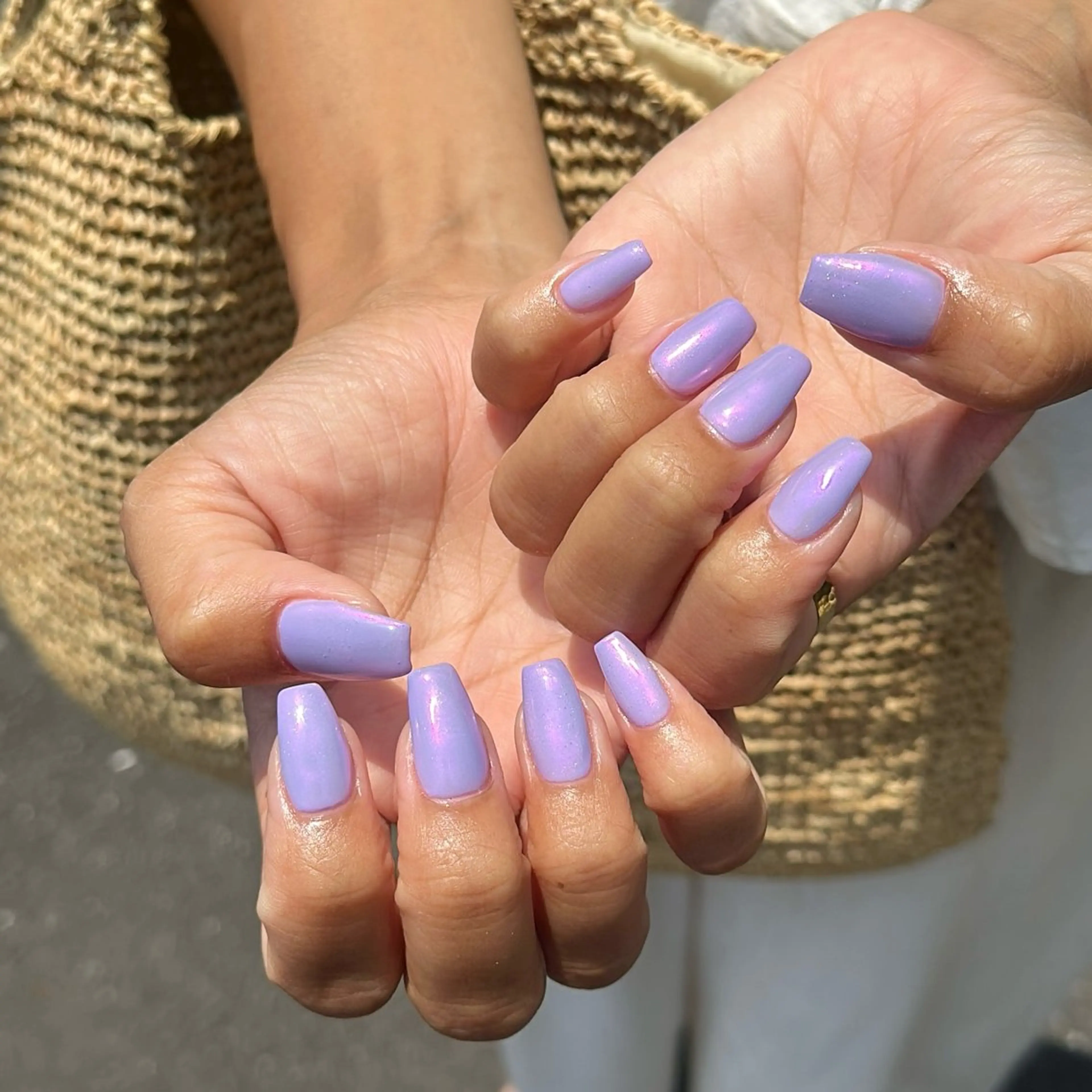 ネイル ミラーネイル ワンカラーネイル パープル ハンドネイル フットネイル GRANDEUR焼津 Nana🦖のネイルデザイン