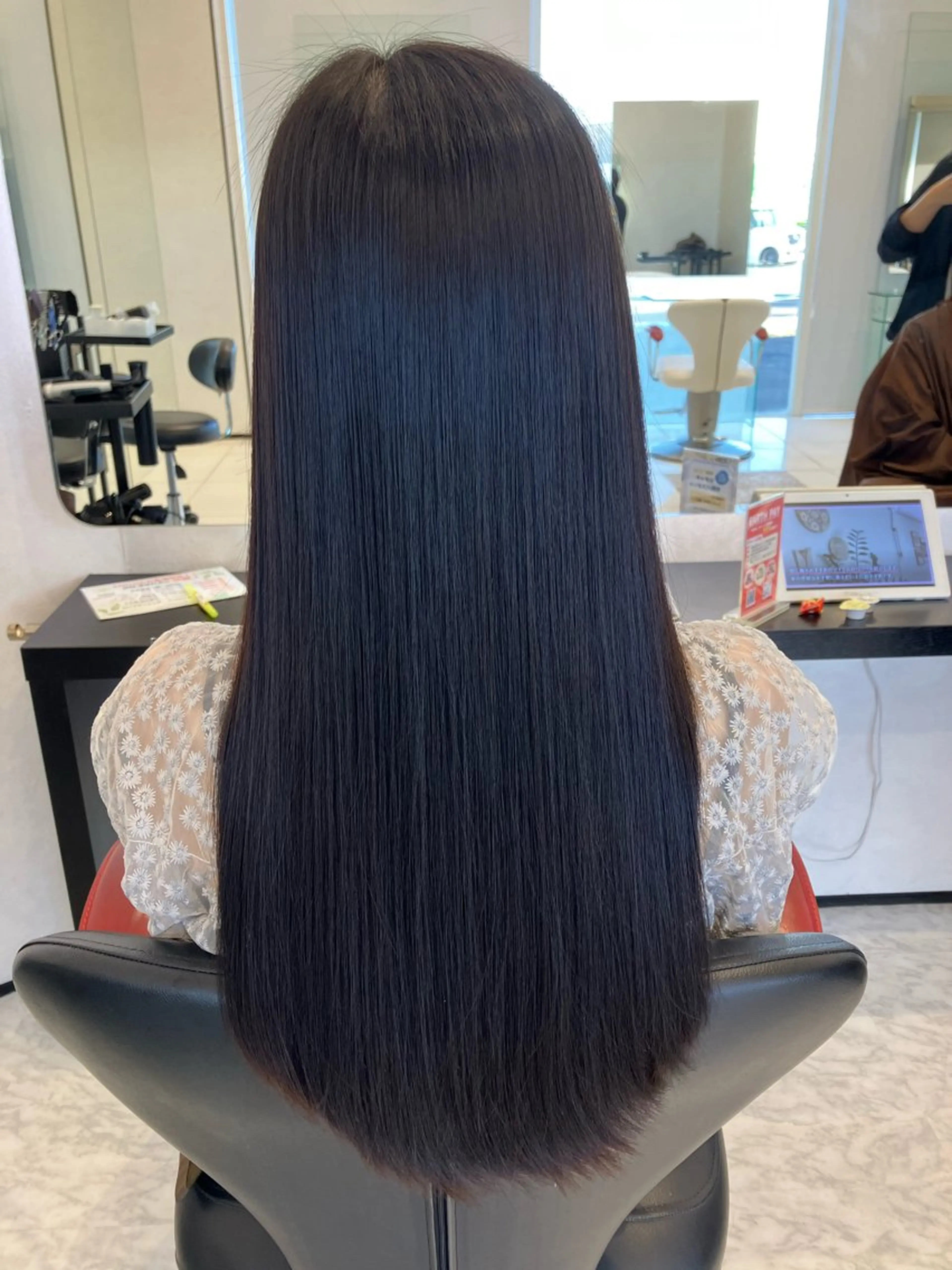 ロング パーマ ストレートパーマ SEA BELLE YASUのヘアスタイル