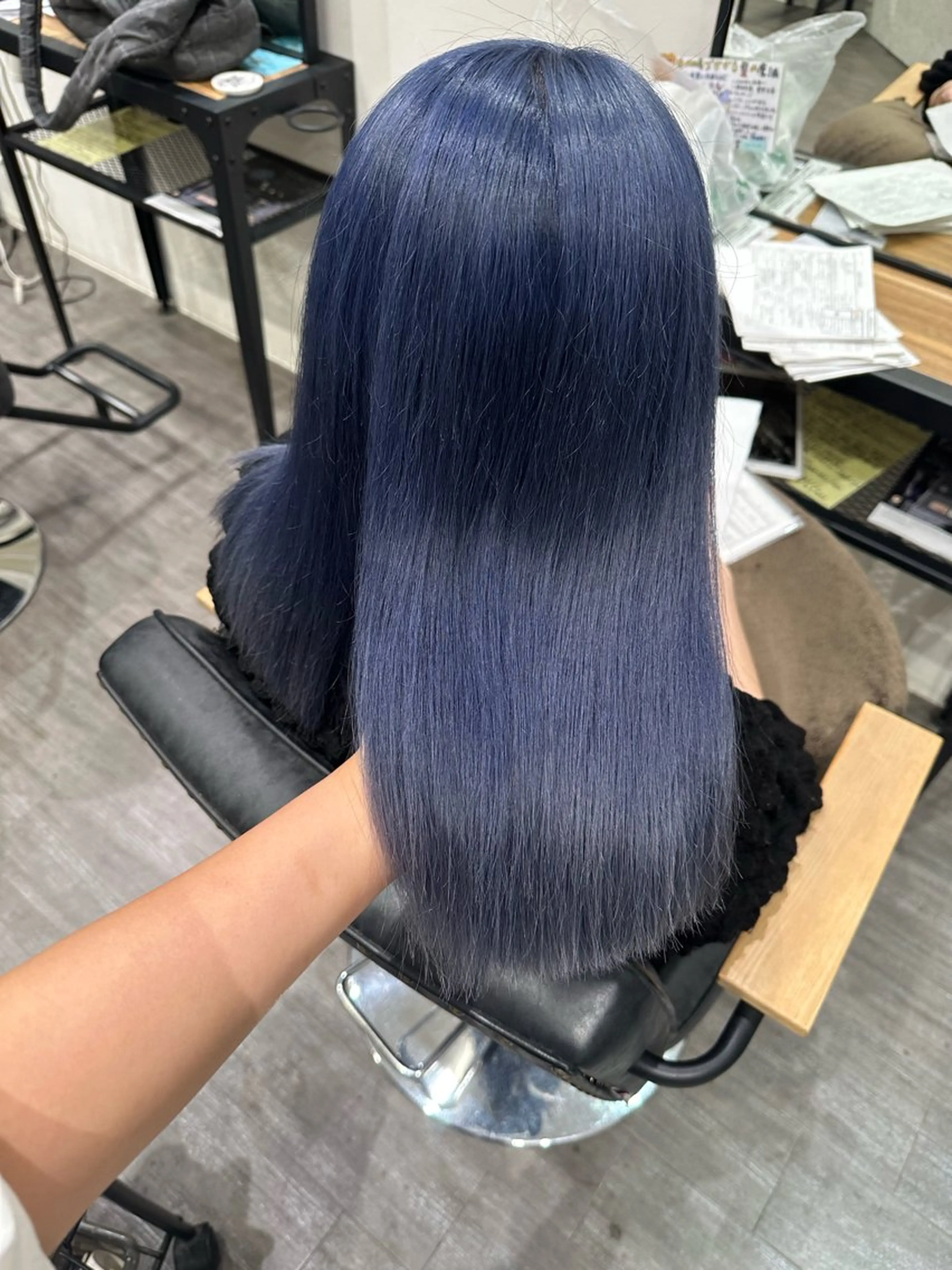 セミロング カラー ブルーカラー ネイビーカラー 艶髪レイヤー上田 紗也🇰🇷💗のヘアスタイル