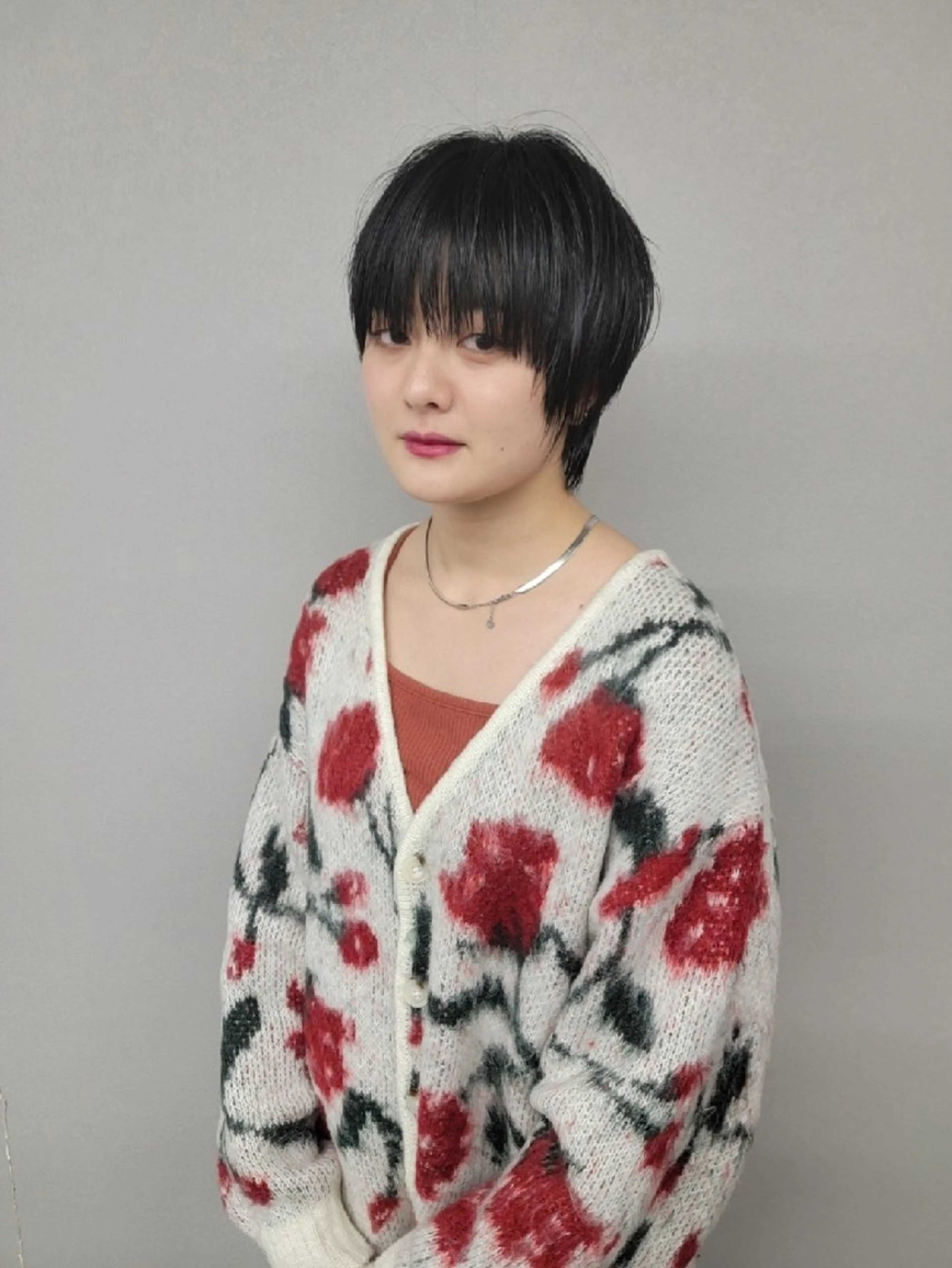 ショート OMA　 カタギシのヘアスタイル