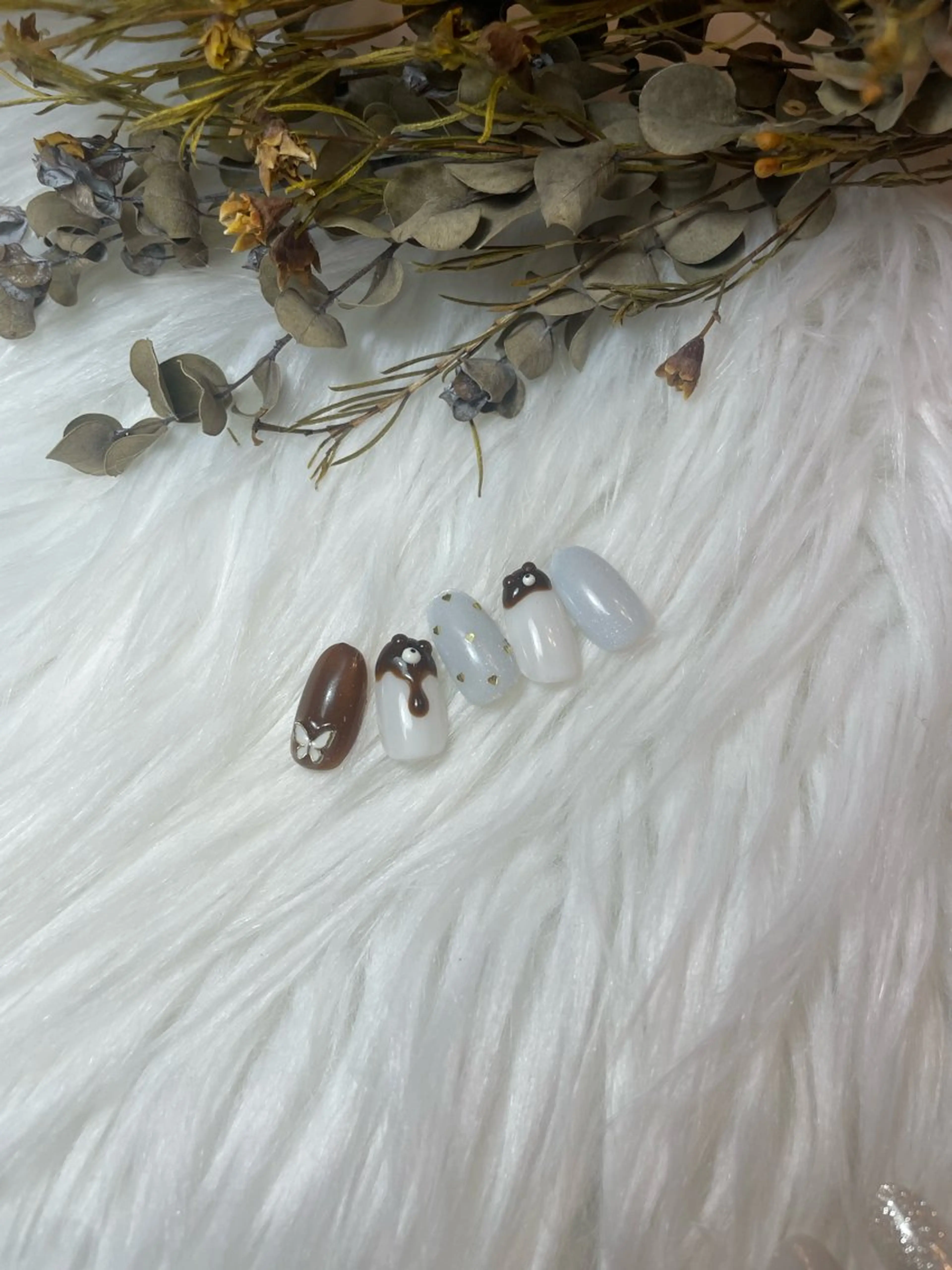 ネイル ブルー キラキラネイル 韓国ネイル マグネットネイル シンプルネイル ハンドネイル timtam --sakiのネイルデザイン