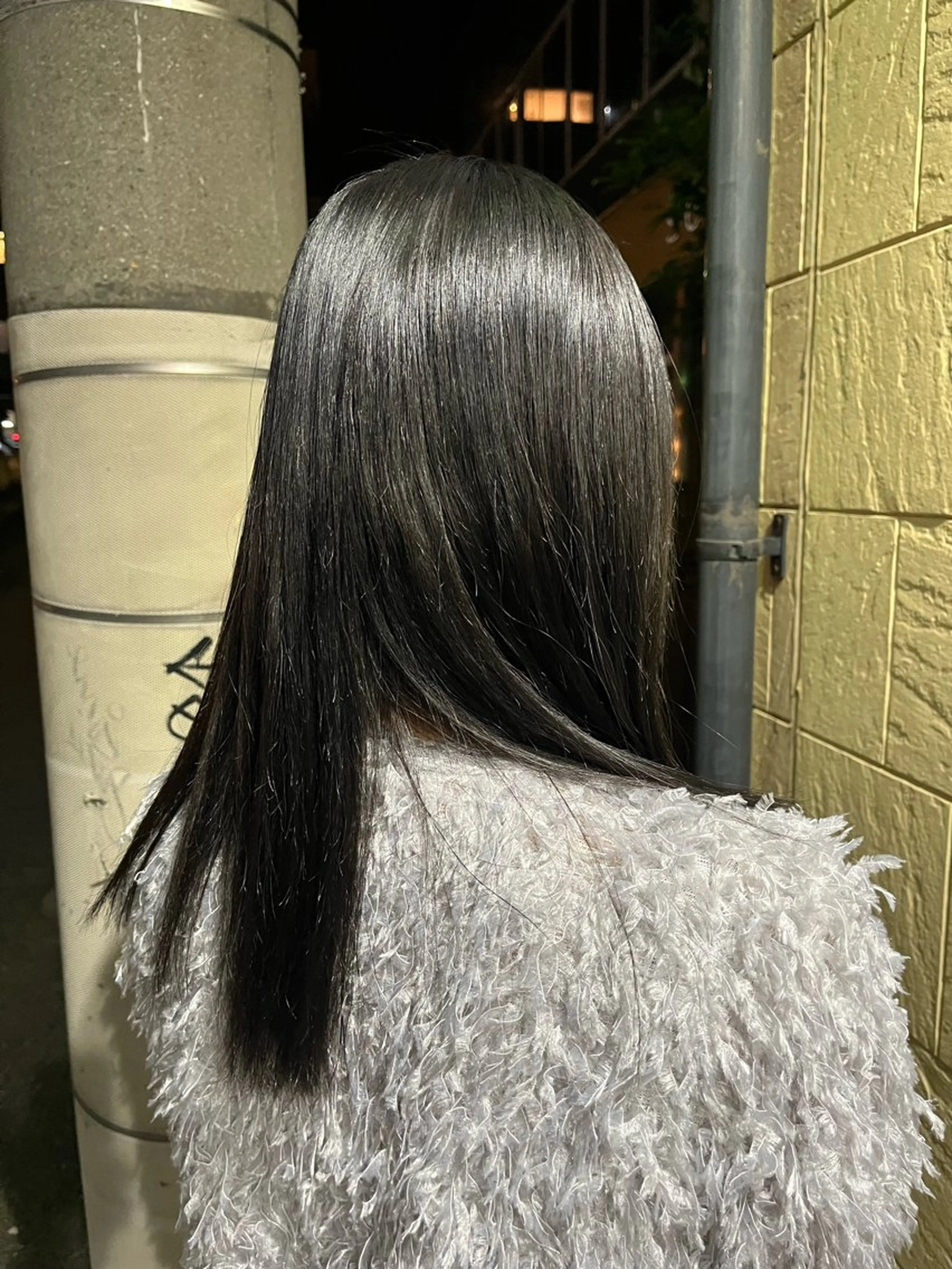 ロング カラー アッシュ ブルーカラー 透明感カラー COME HAIR カイのヘアスタイル