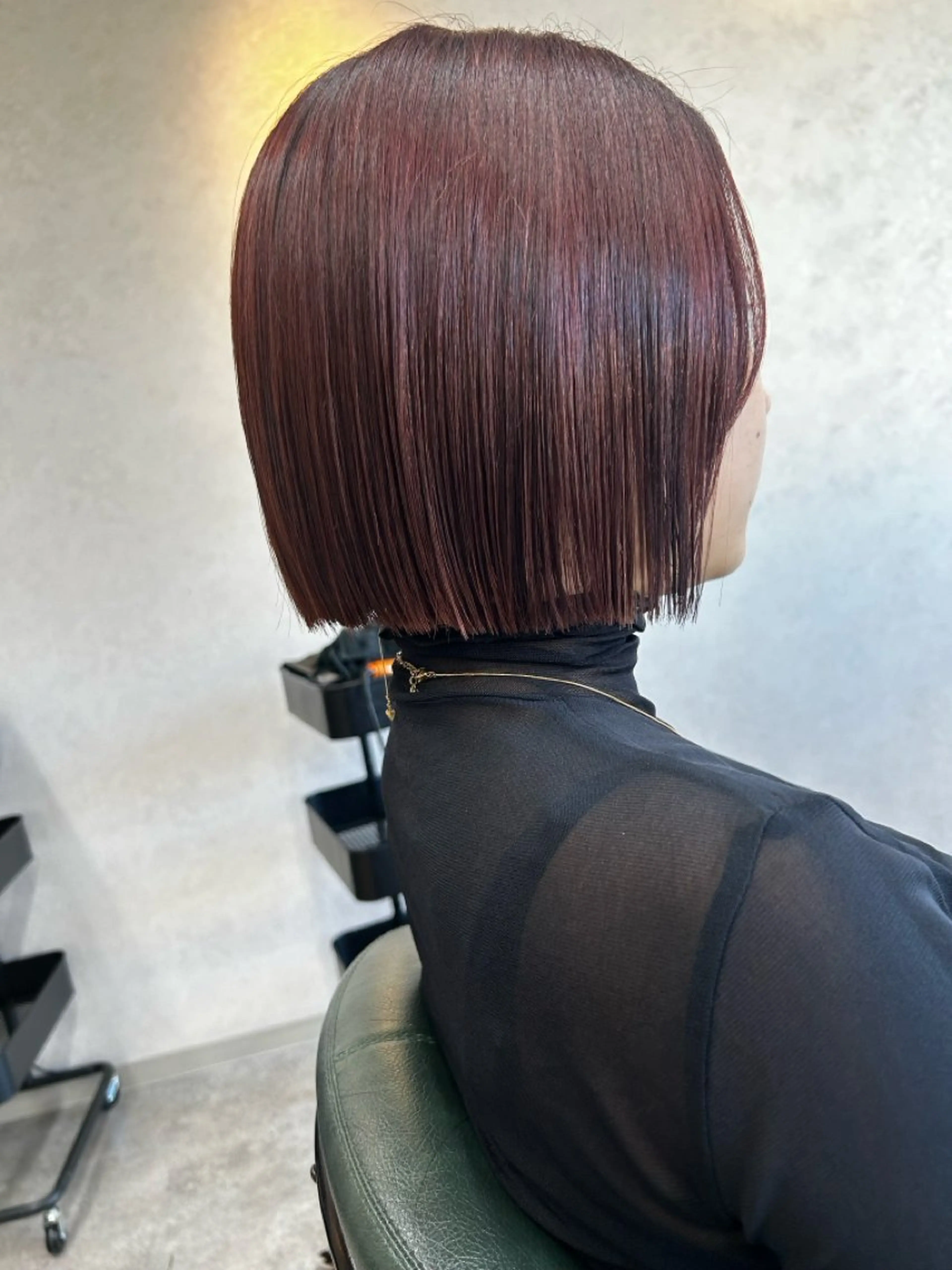 カラー TERUYA shionのヘアスタイル