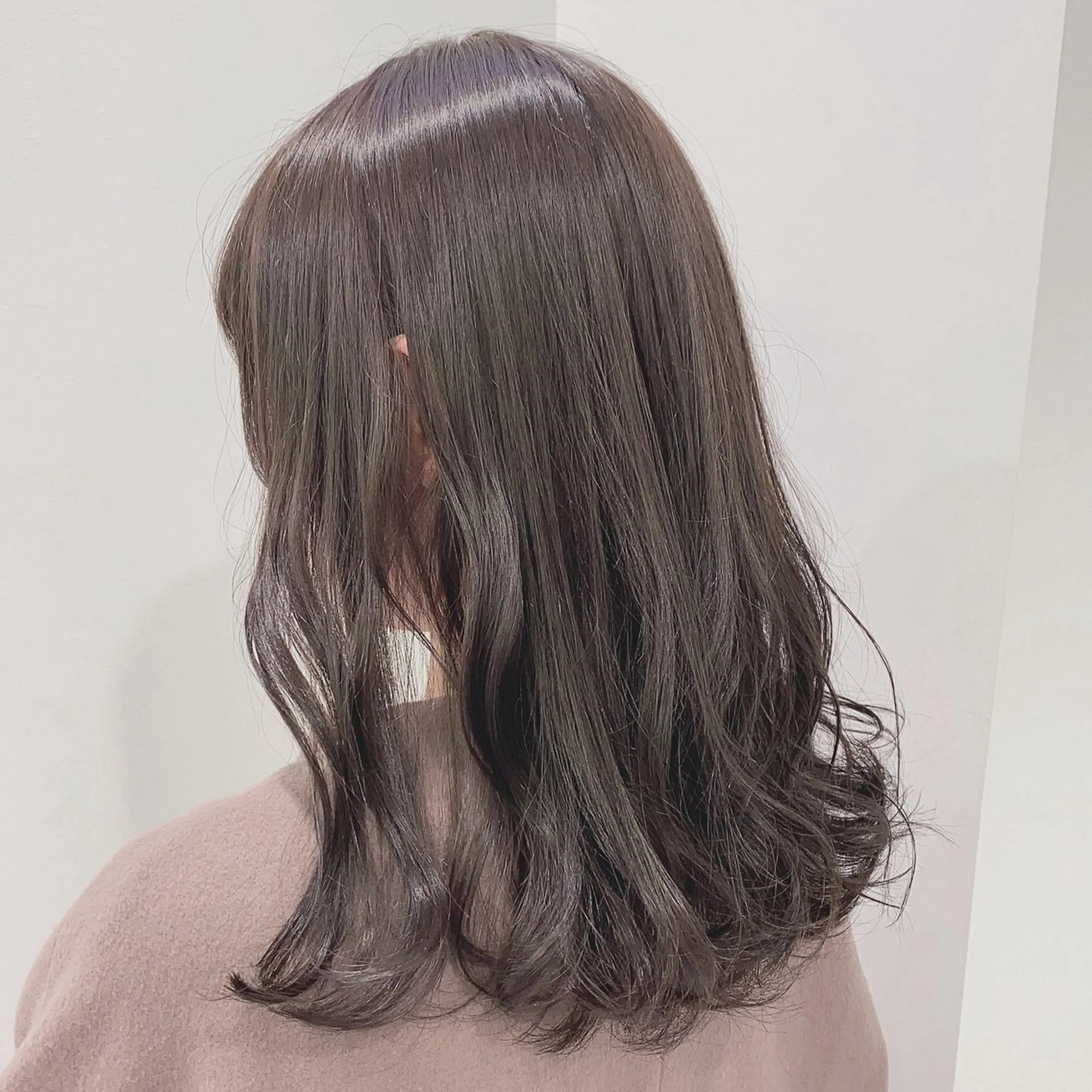 ミディアム ブラウンベージュ🤎 ブリーチなし🤎のヘアスタイル