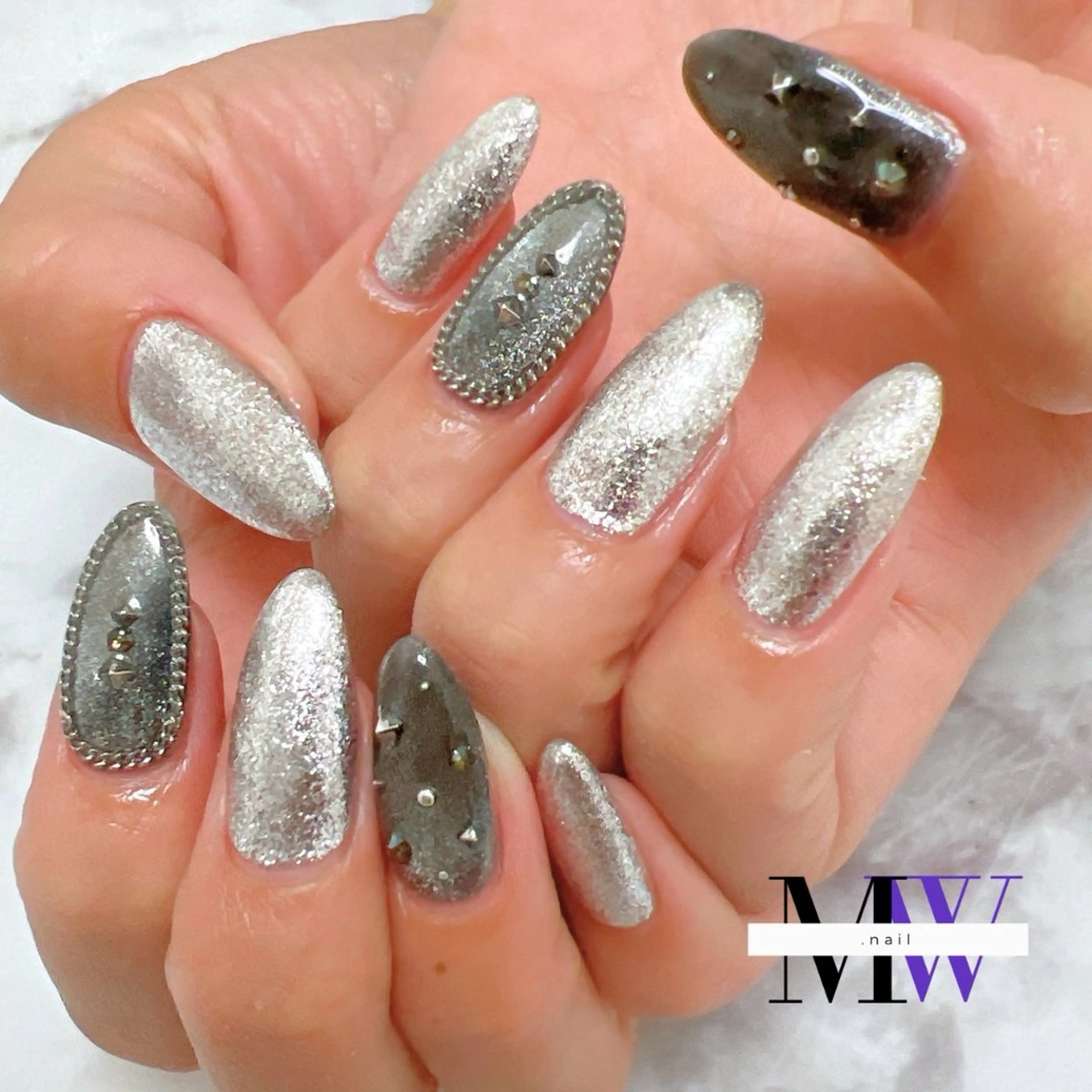 ネイル マグネットネイル ハンドネイル MW .nailのネイルデザイン