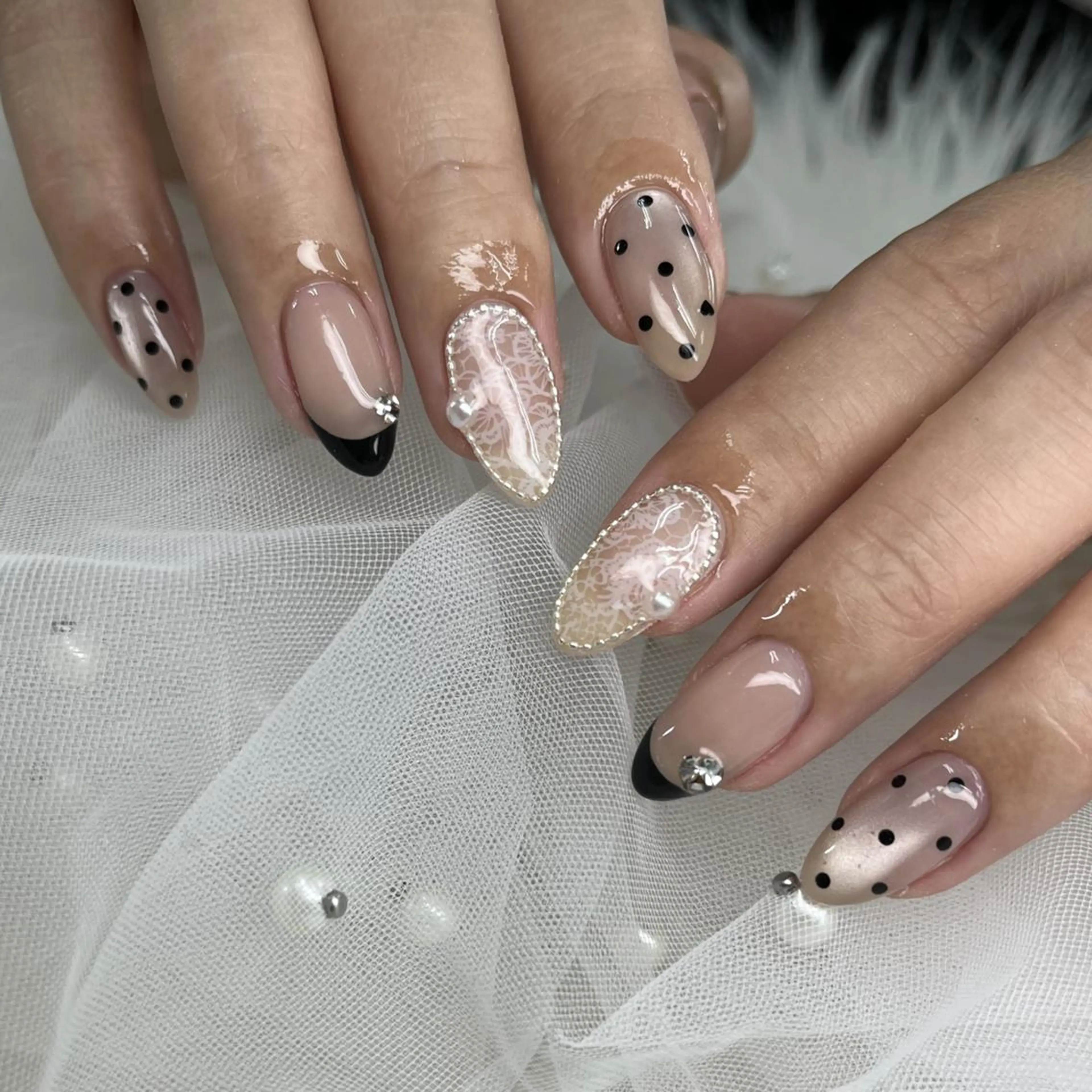 ネイル ドット ガーリー ハンドネイル tener 🩷yua🩷のネイルデザイン