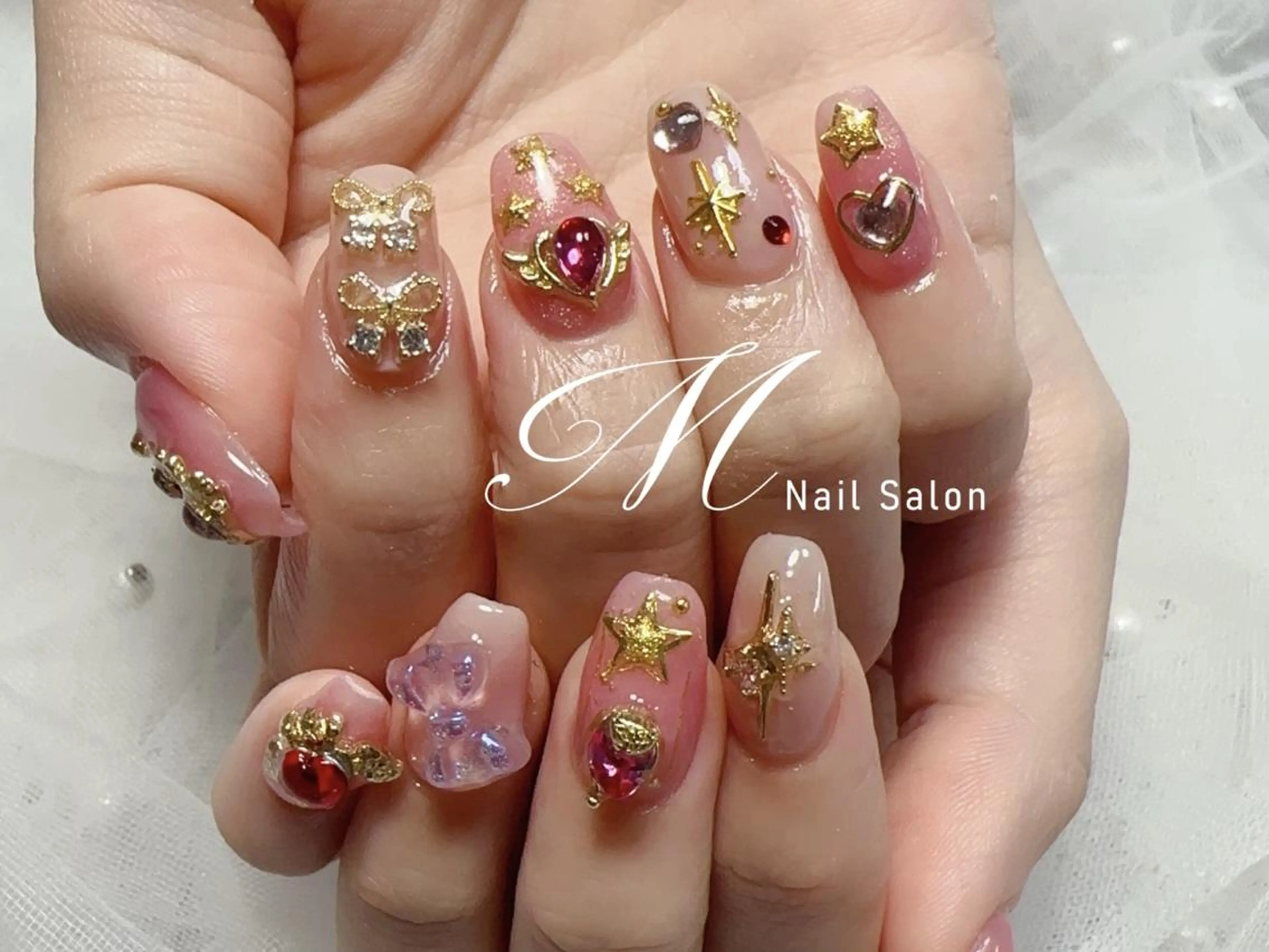 ネイル M✨長さだし専門 85%OFF✨ゴのネイルデザイン