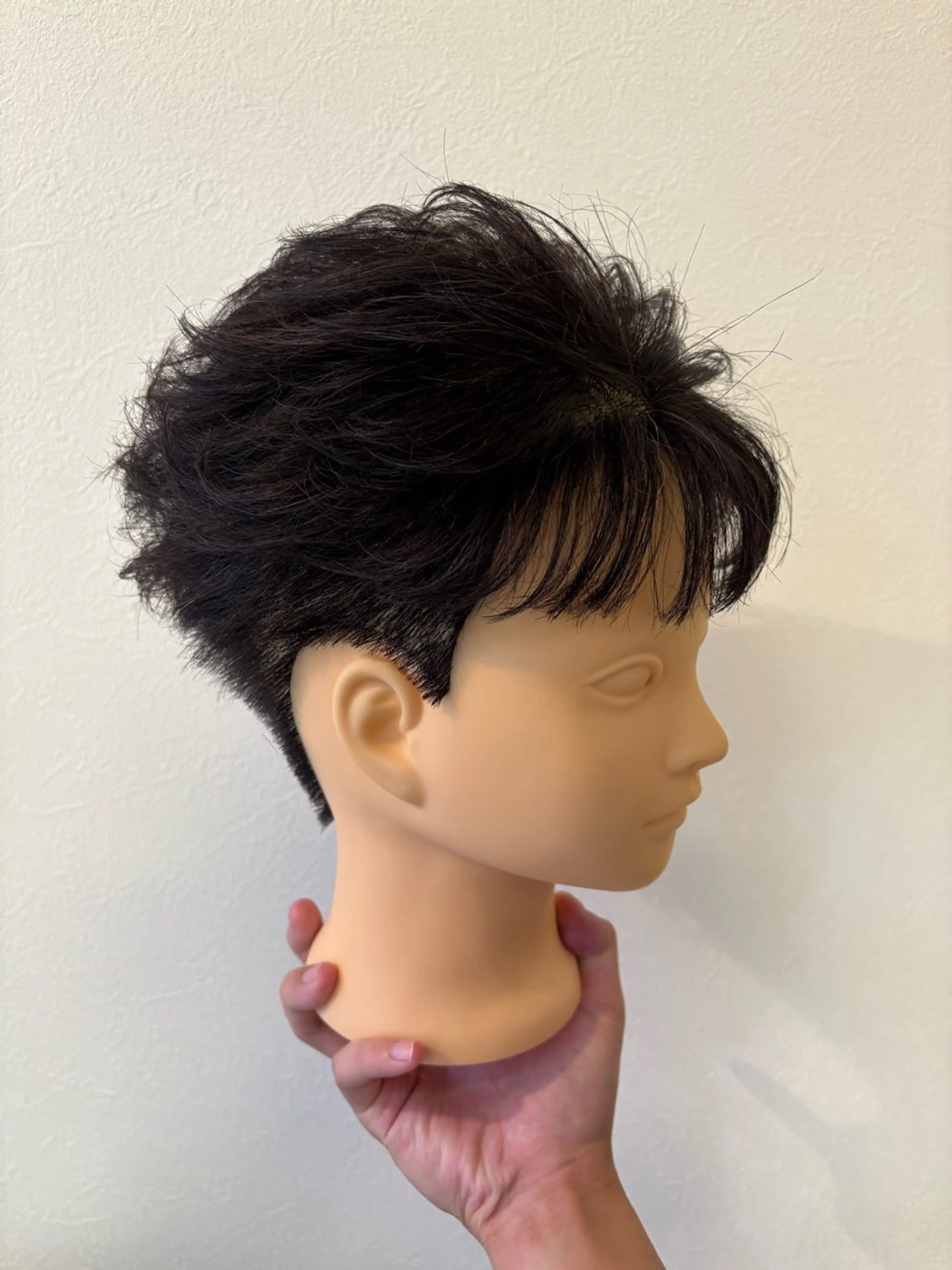 ショート パーマ メンズ レイヤーカット ショートヘア 澤木優輝 【cuaura】のヘアスタイル