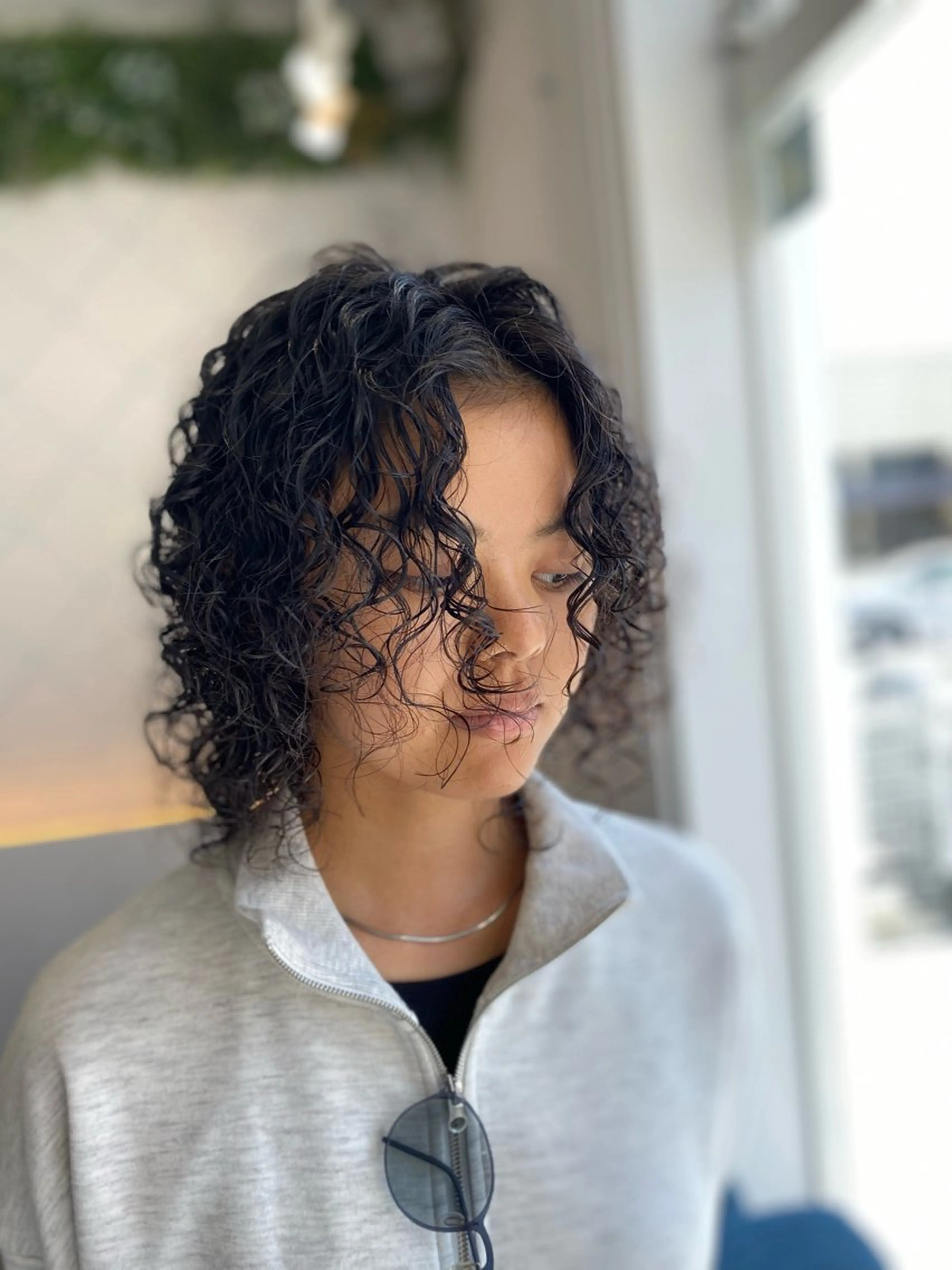 ミディアム パーマ カット パーマ 饒平名 知也のヘアスタイル