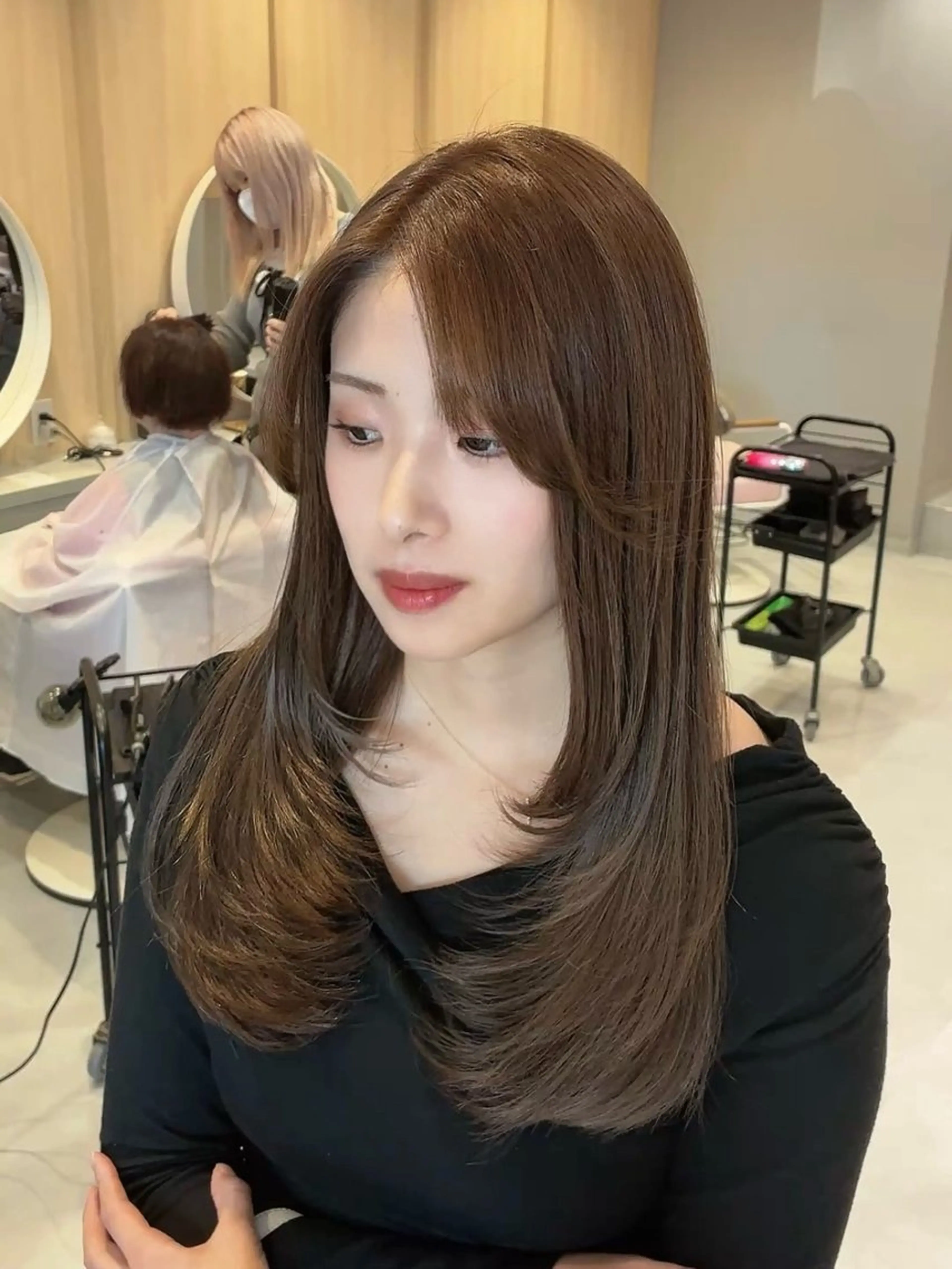 韓国風レイヤーカット＋髪質改善縮毛矯正 　\9,900の写真