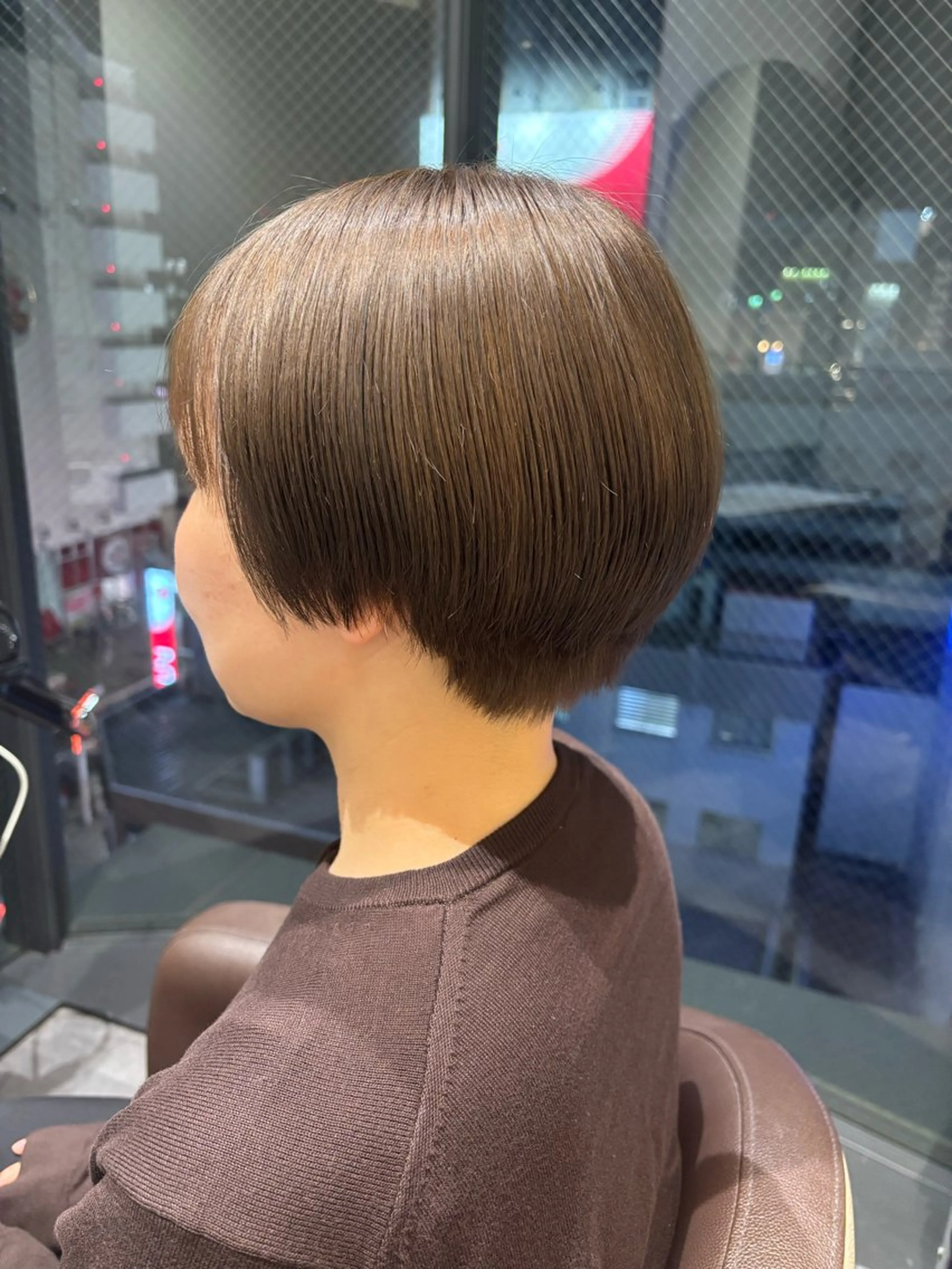 ショート カラー ベージュカラー 透明感カラー オリーブベージュ ショートヘア カット ヘアカラー トリートメント Yuuki🌷名古屋 栄 カラー/ボブのヘアスタイル