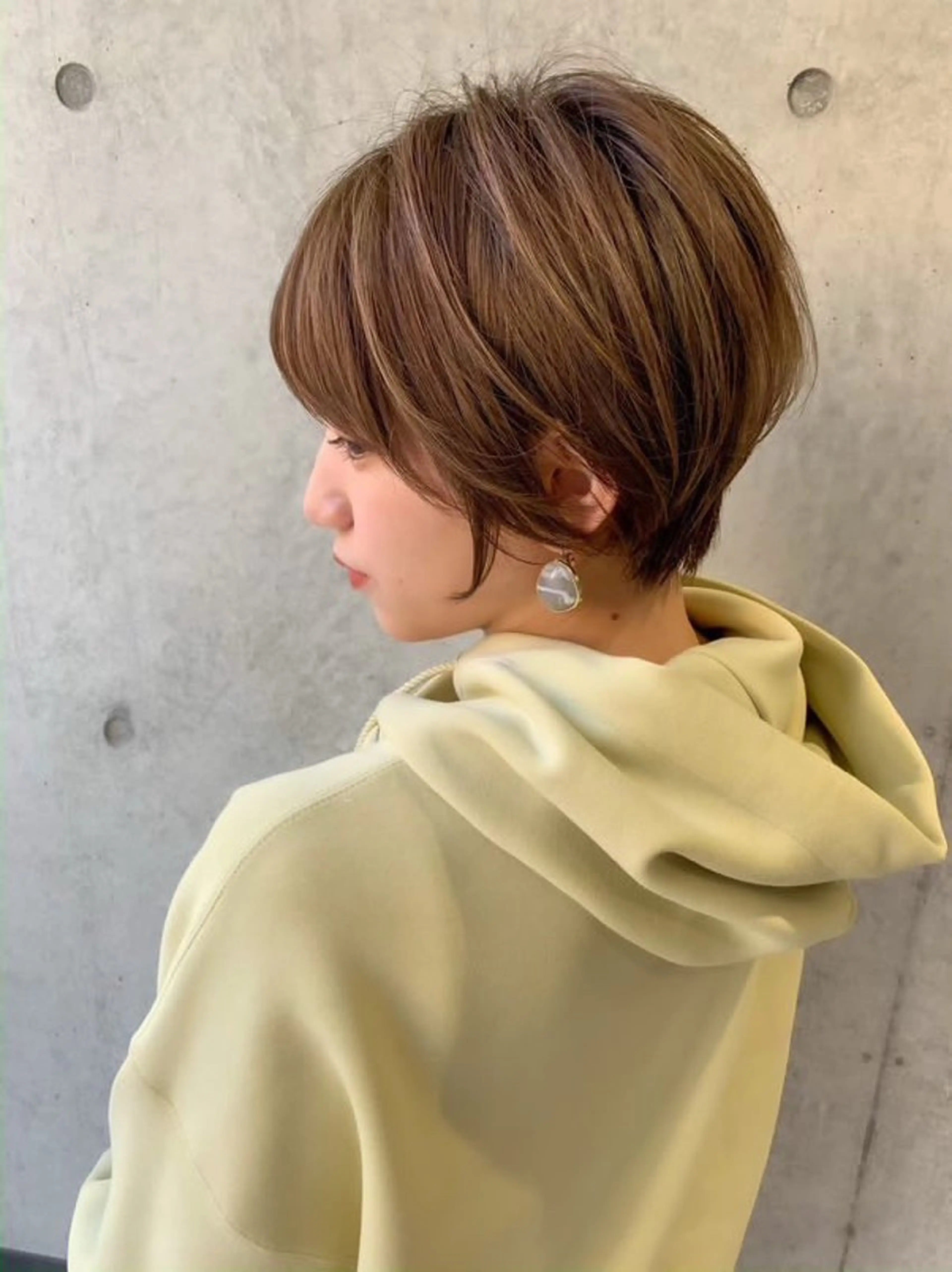 ショート カラー ボブ/レイヤー/ 縮毛矯正/ 渡邊莉玖のヘアスタイル