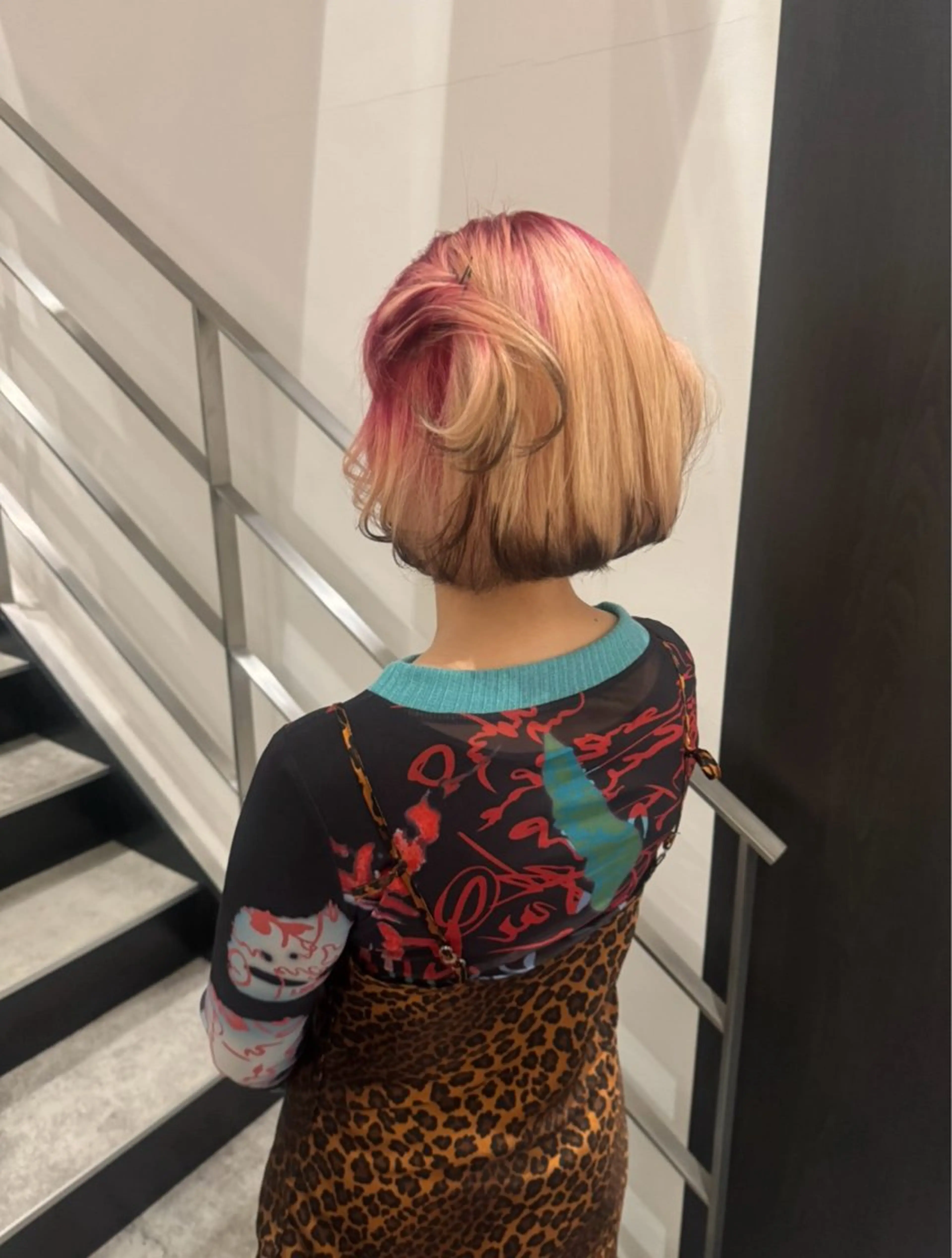 ショート カット ヘアカラー miu （ミユ）のヘアスタイル