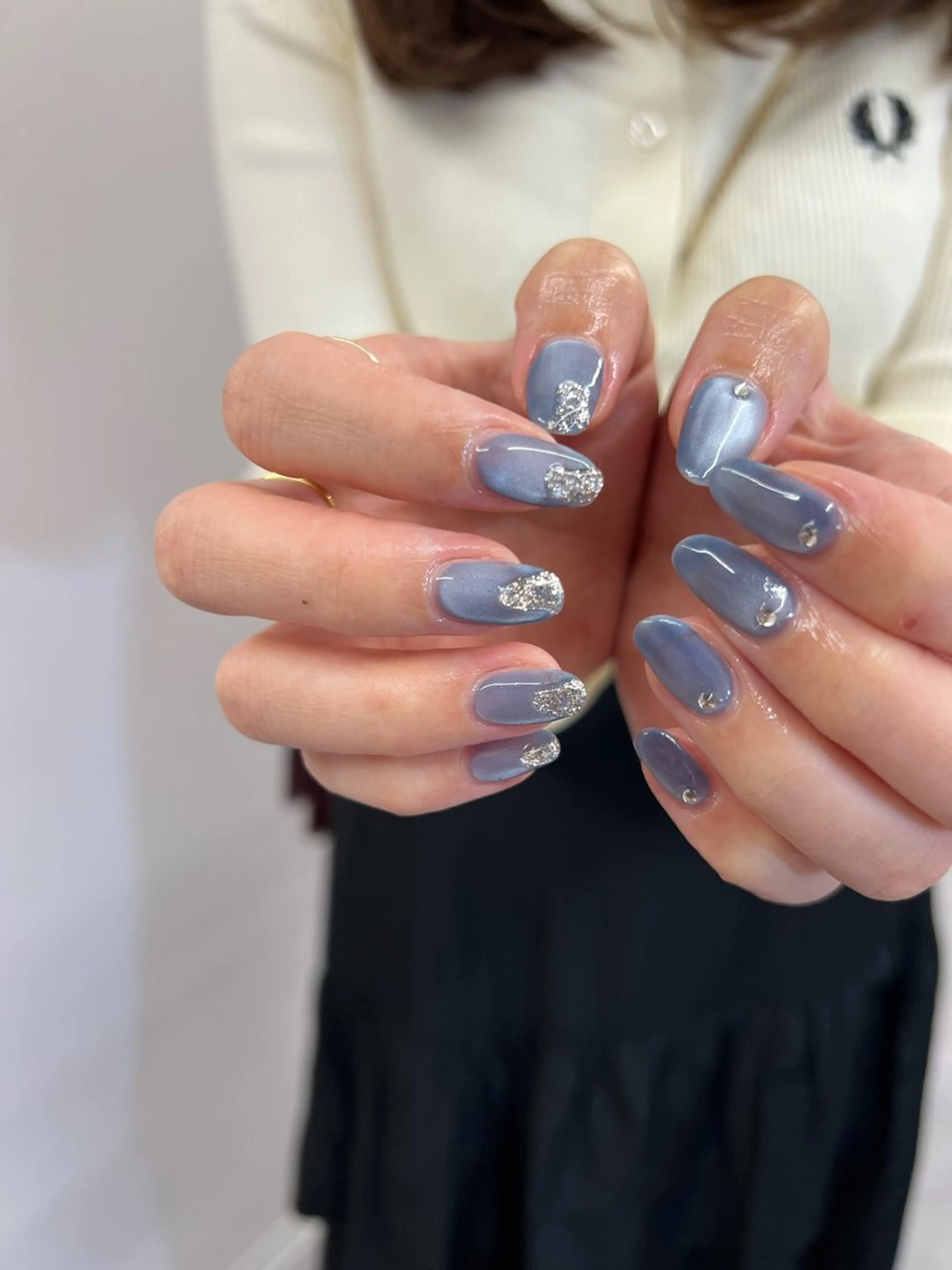 ネイル ブルー ジェルネイル 韓国ネイル マグネットネイル ニュアンスネイル ハンドネイル ハンドケア Bana_ Nailのネイルデザイン