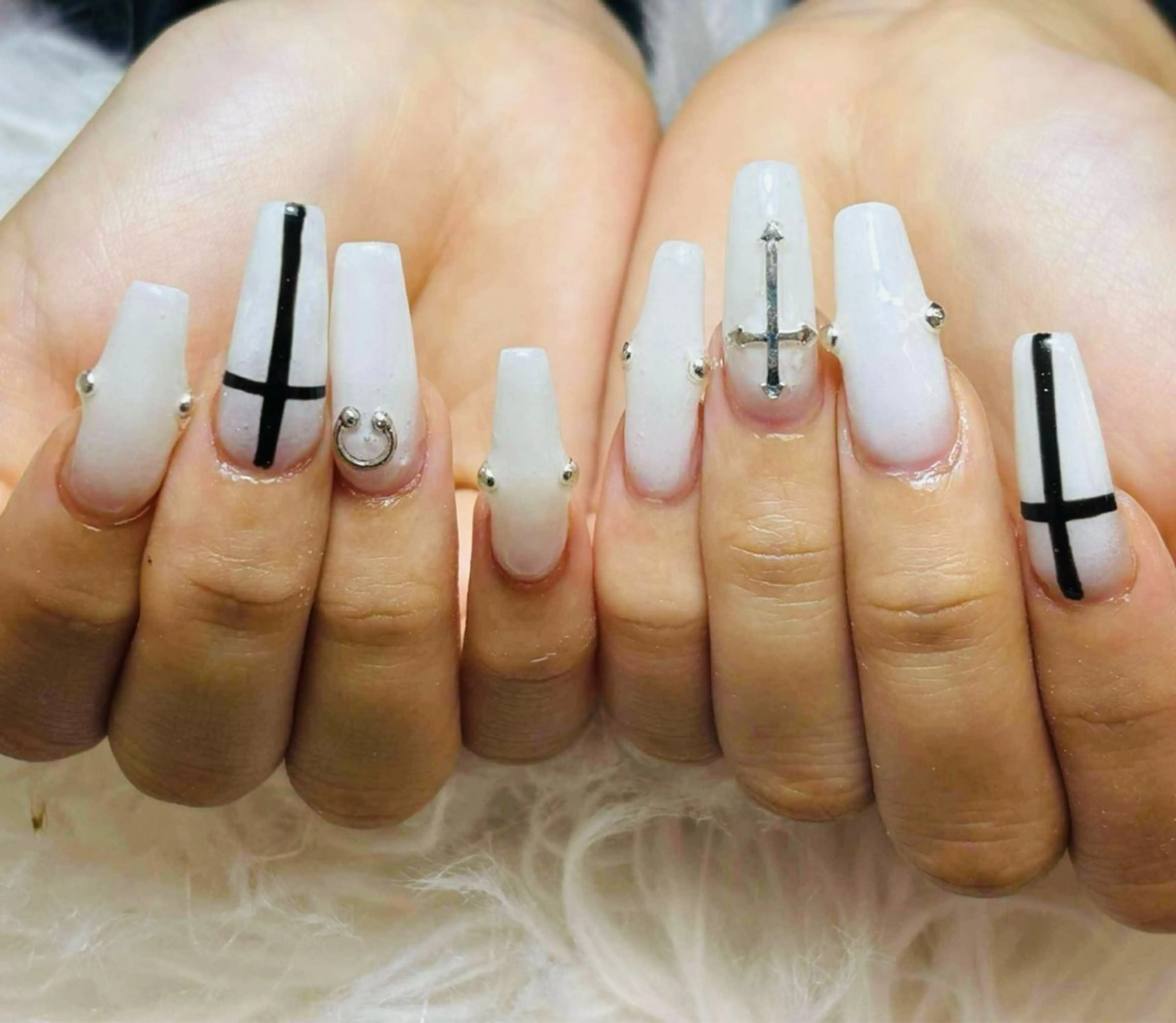 ネイル チークネイル 長さ出し フットネイル マグネットネイル 持ち込み ハンドネイル ANH NAIL ゴテゴテ専門店💎のネイルデザイン