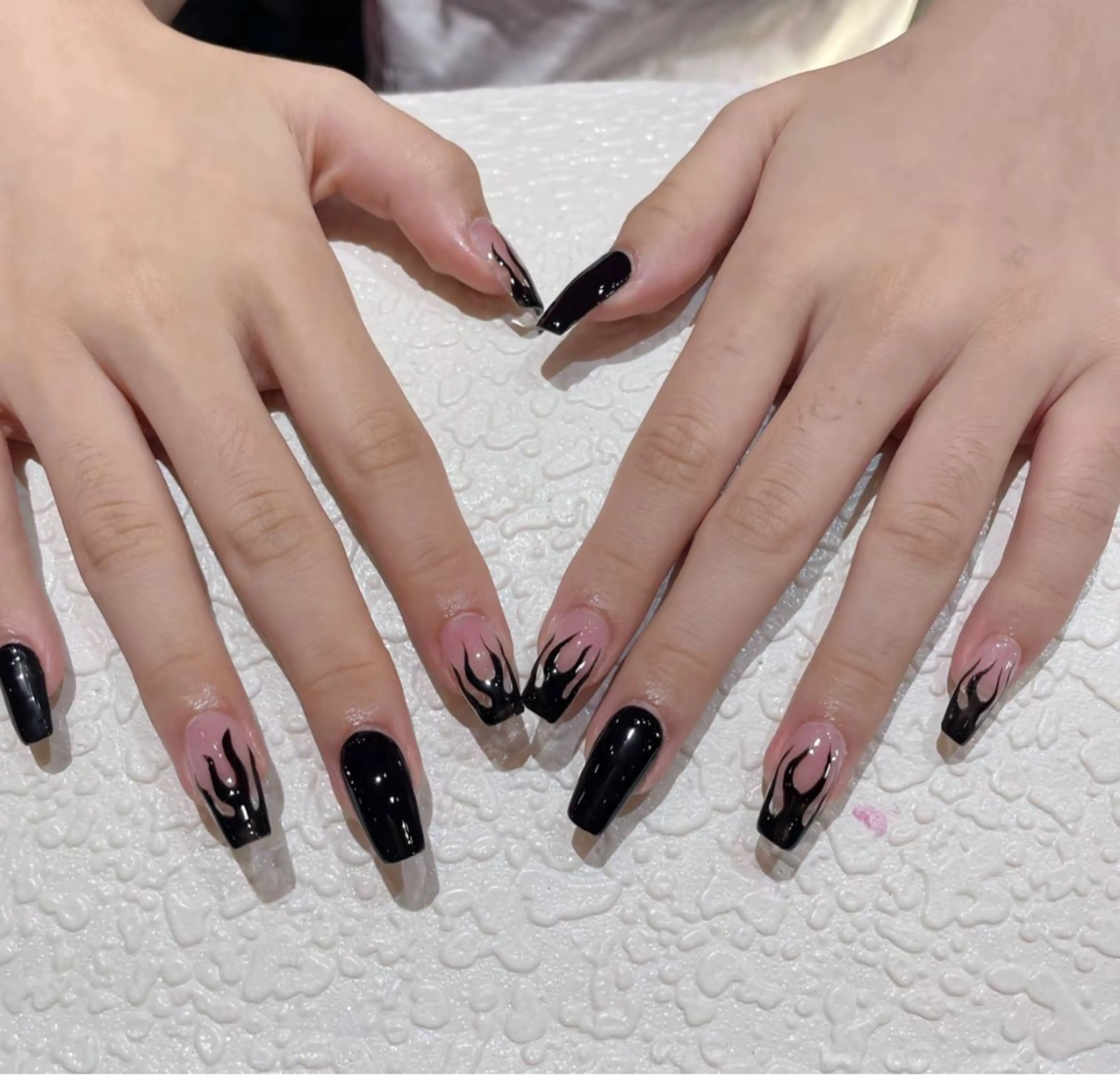 ネイル ハンドネイル L&Y Nail salonのネイルデザイン