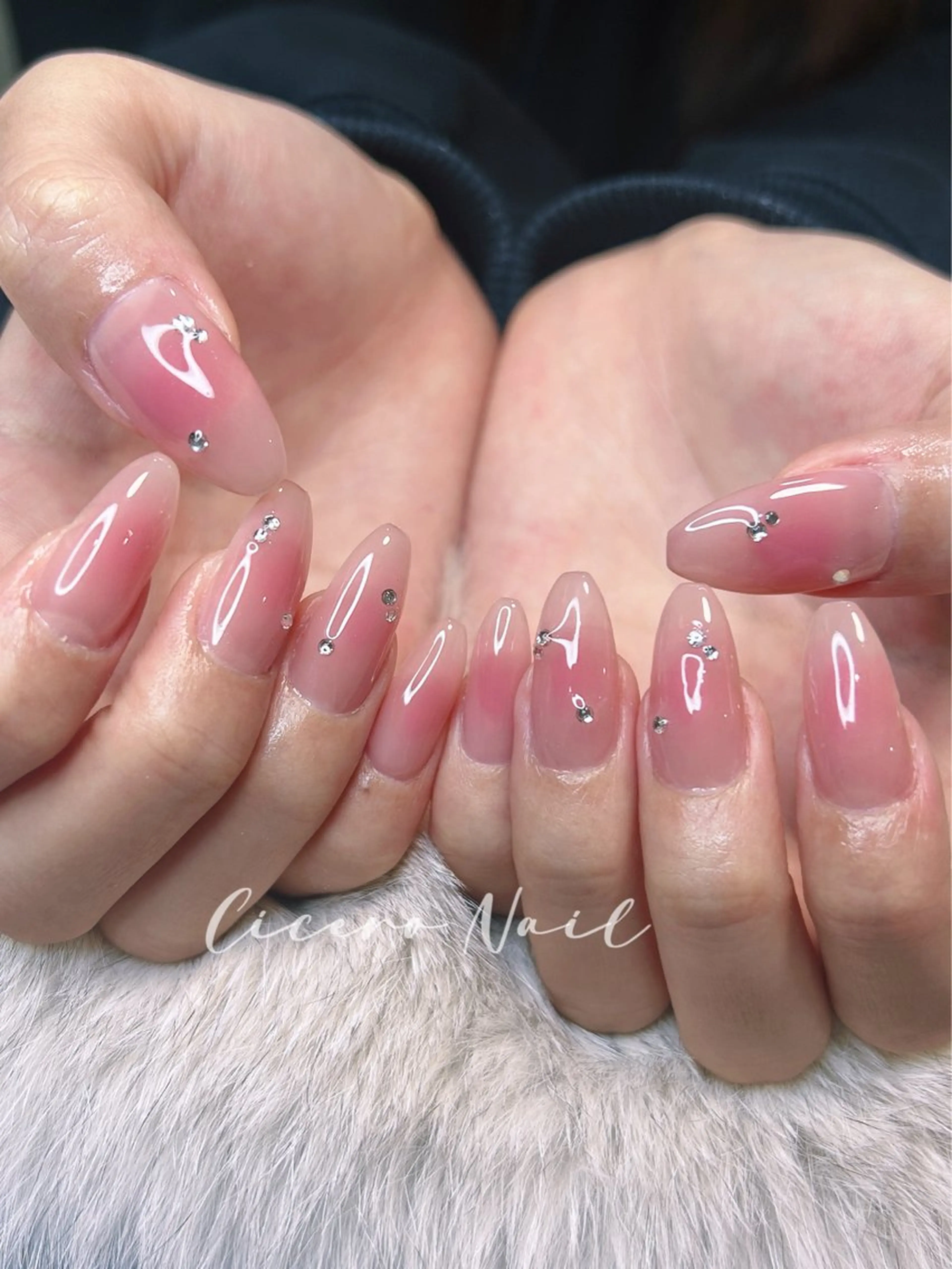 ネイル チークネイル ハンドネイル Cicero Nailのネイルデザイン