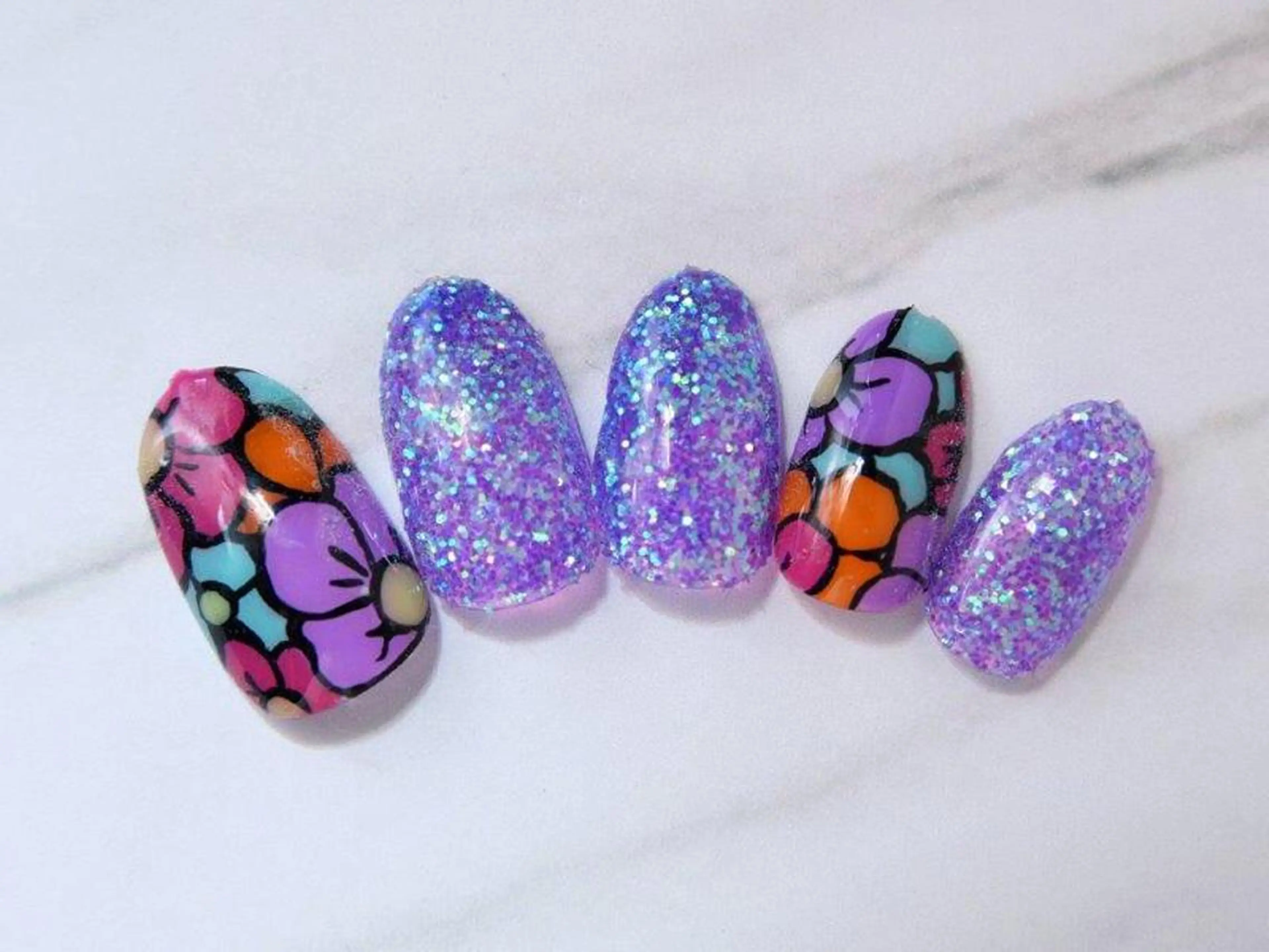 ネイル amour 川崎店のネイルデザイン