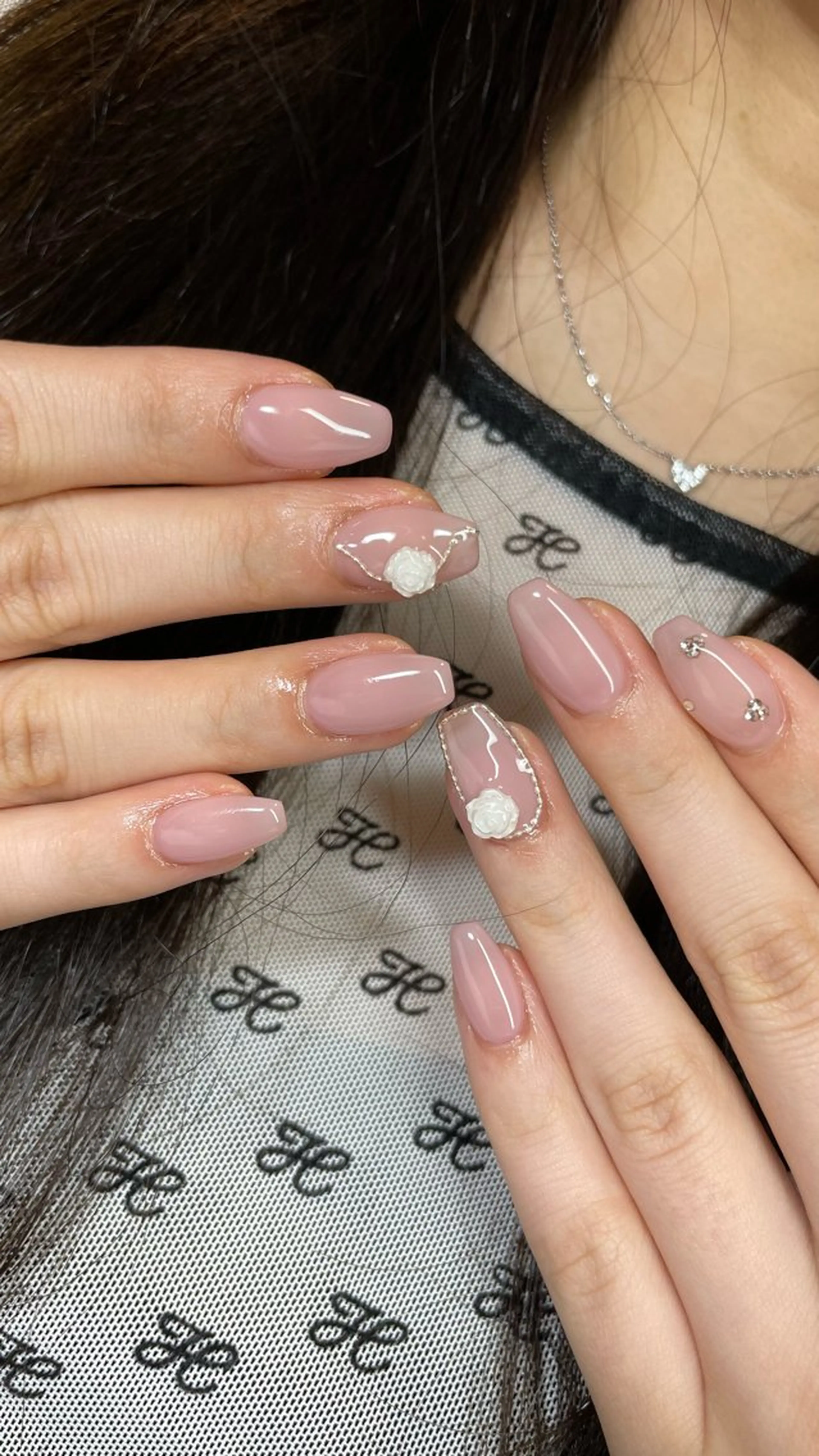 ご新規様オフ無料➰💘☆ ワンカラーorラメグラの写真