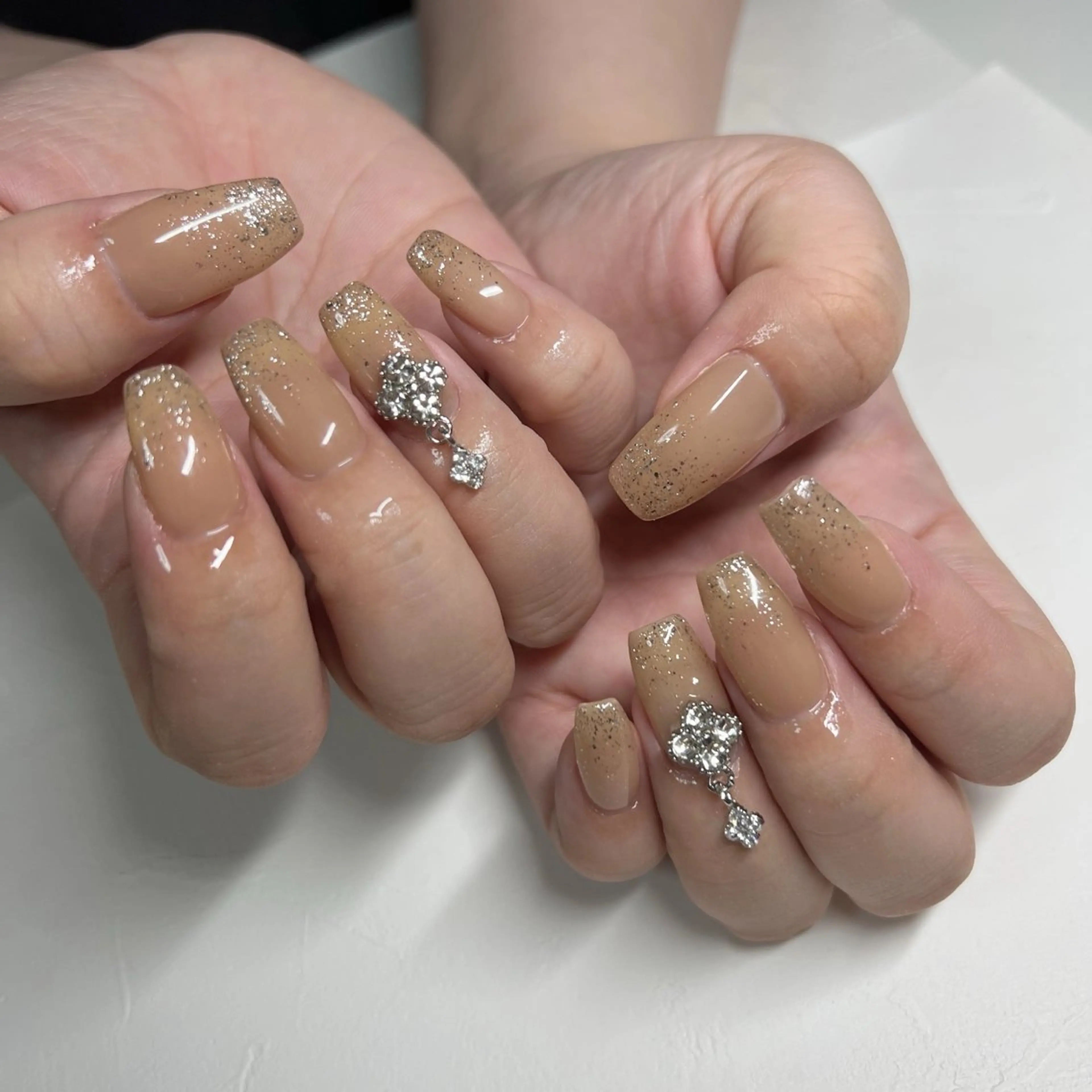 ネイル ラメ(グリッター) ハンドネイル 川端 京香のネイルデザイン