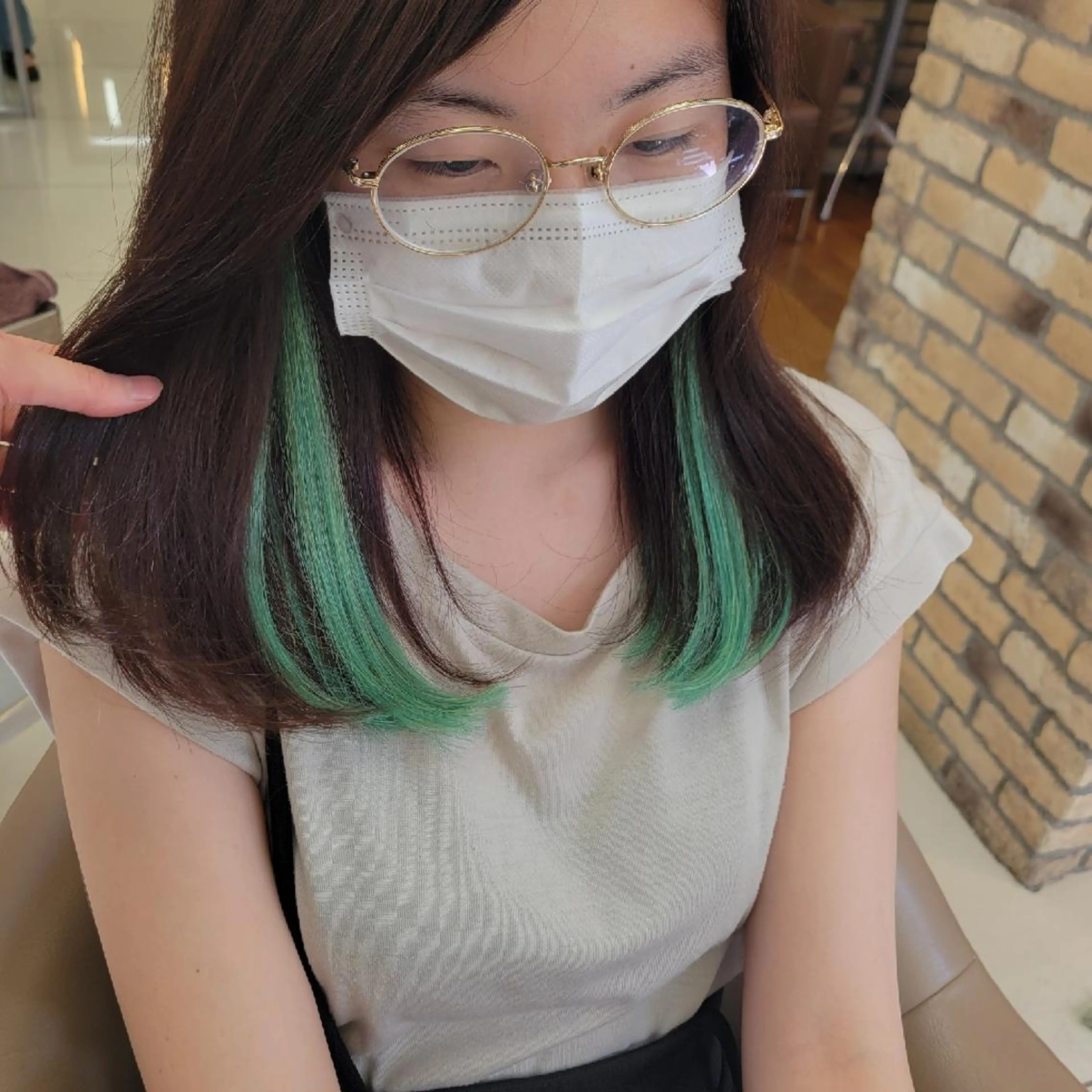 ミディアム カラー 羽エクステ🩷 🤍まき🤍のマツエク・マツパデザイン