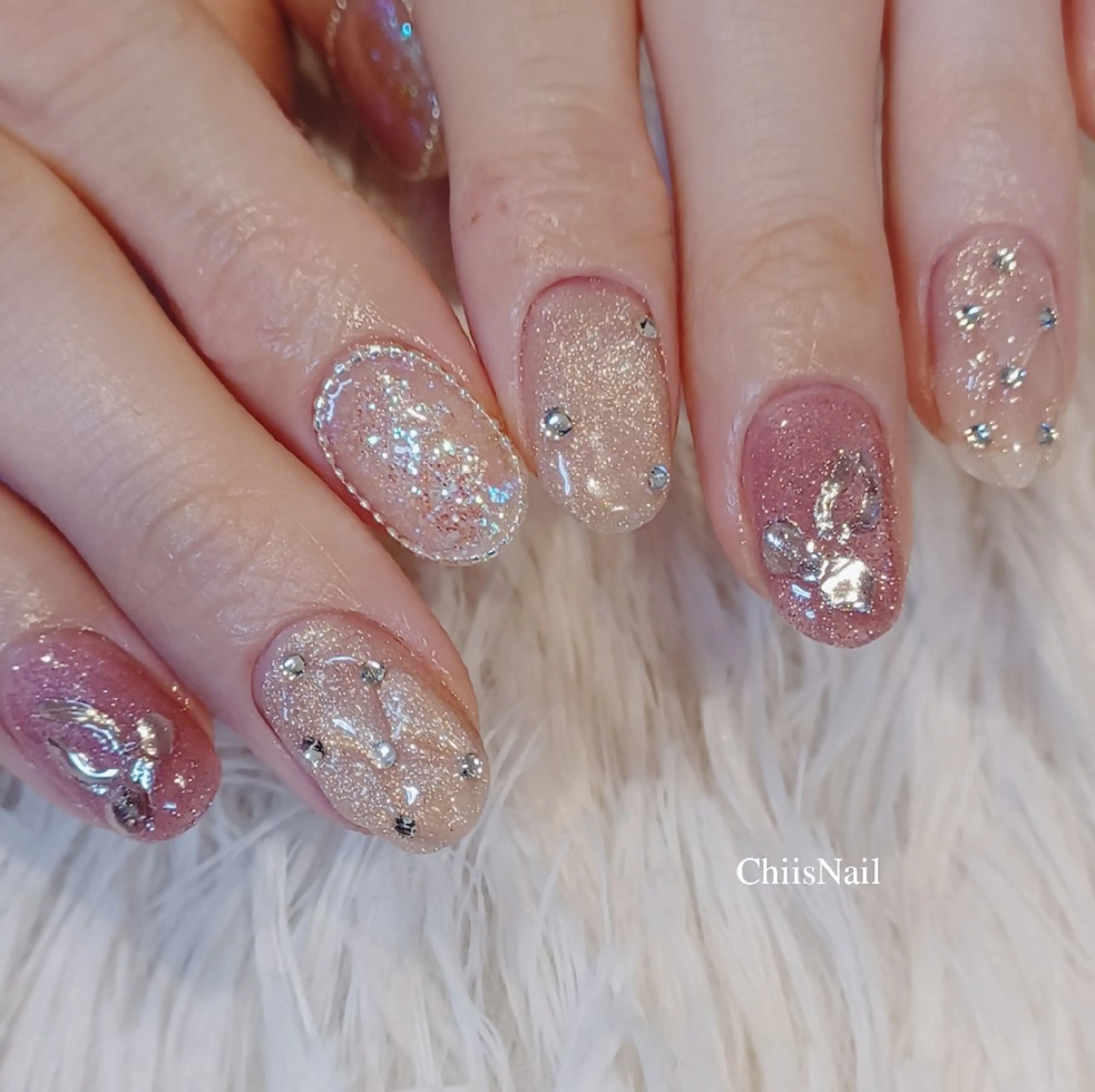 ネイル アートネイル ChiisNail ﾁｨｽﾞﾈｲﾙのネイルデザイン