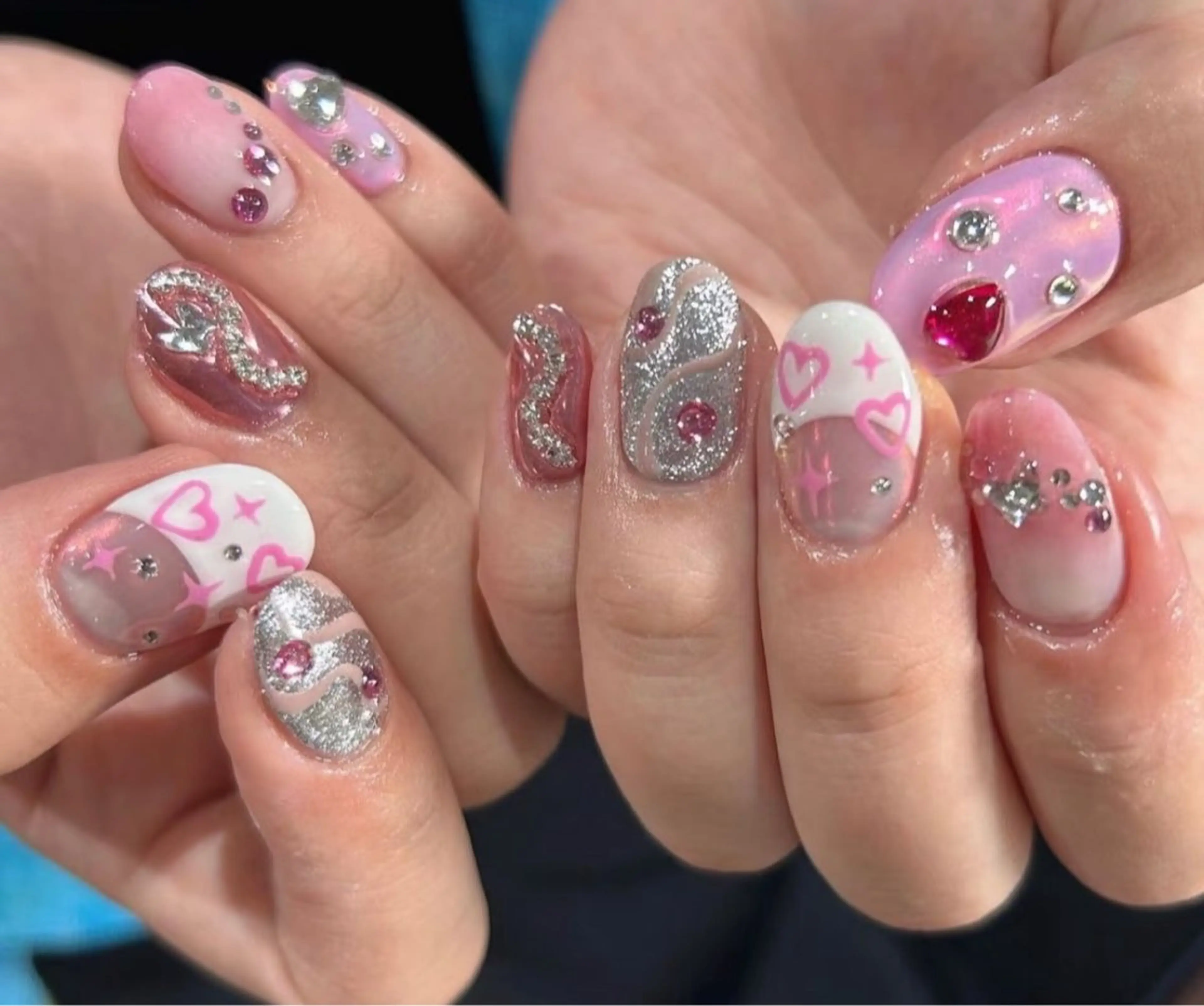 ネイル アートネイル オーロラネイル チークネイル フレンチネイル ガラスフレンチ ハンドネイル 🎀🎀YooLi Nail Salonのネイルデザイン
