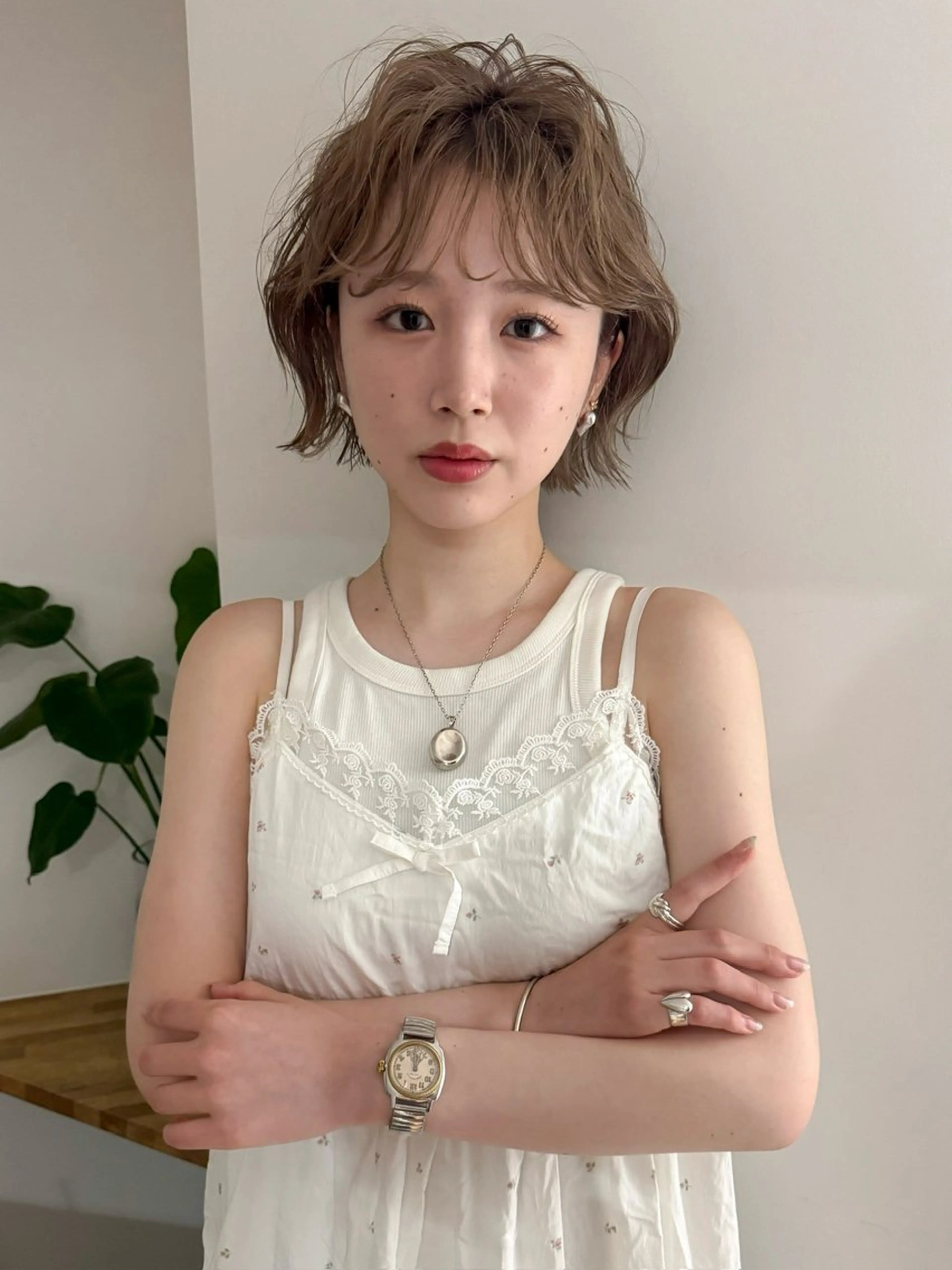 ショート パーマ 切りっぱなしボブ レイヤー/縮毛矯正のヘアスタイル