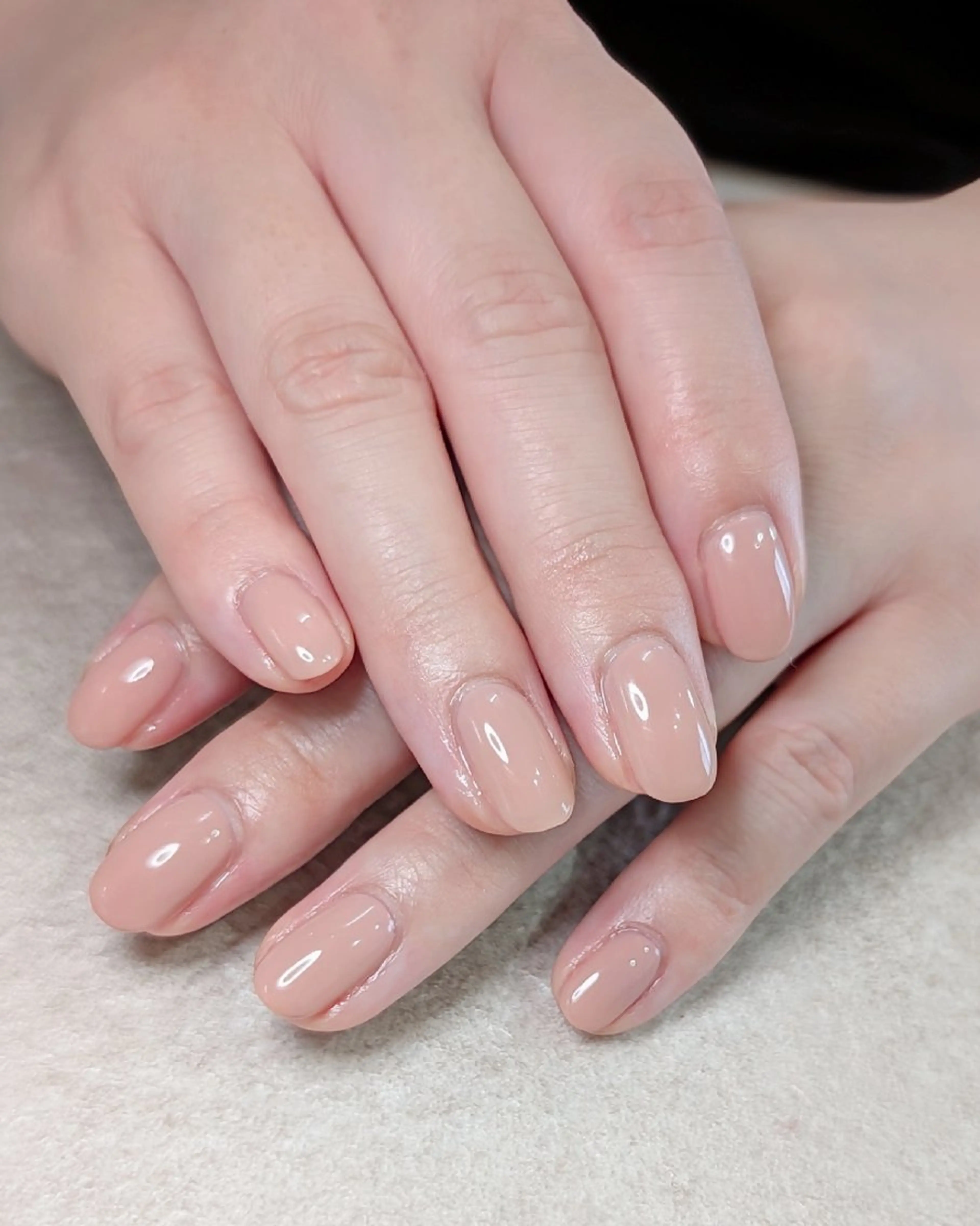 ネイル ピンク ピンクベージュ FIKA 折戸のネイルデザイン