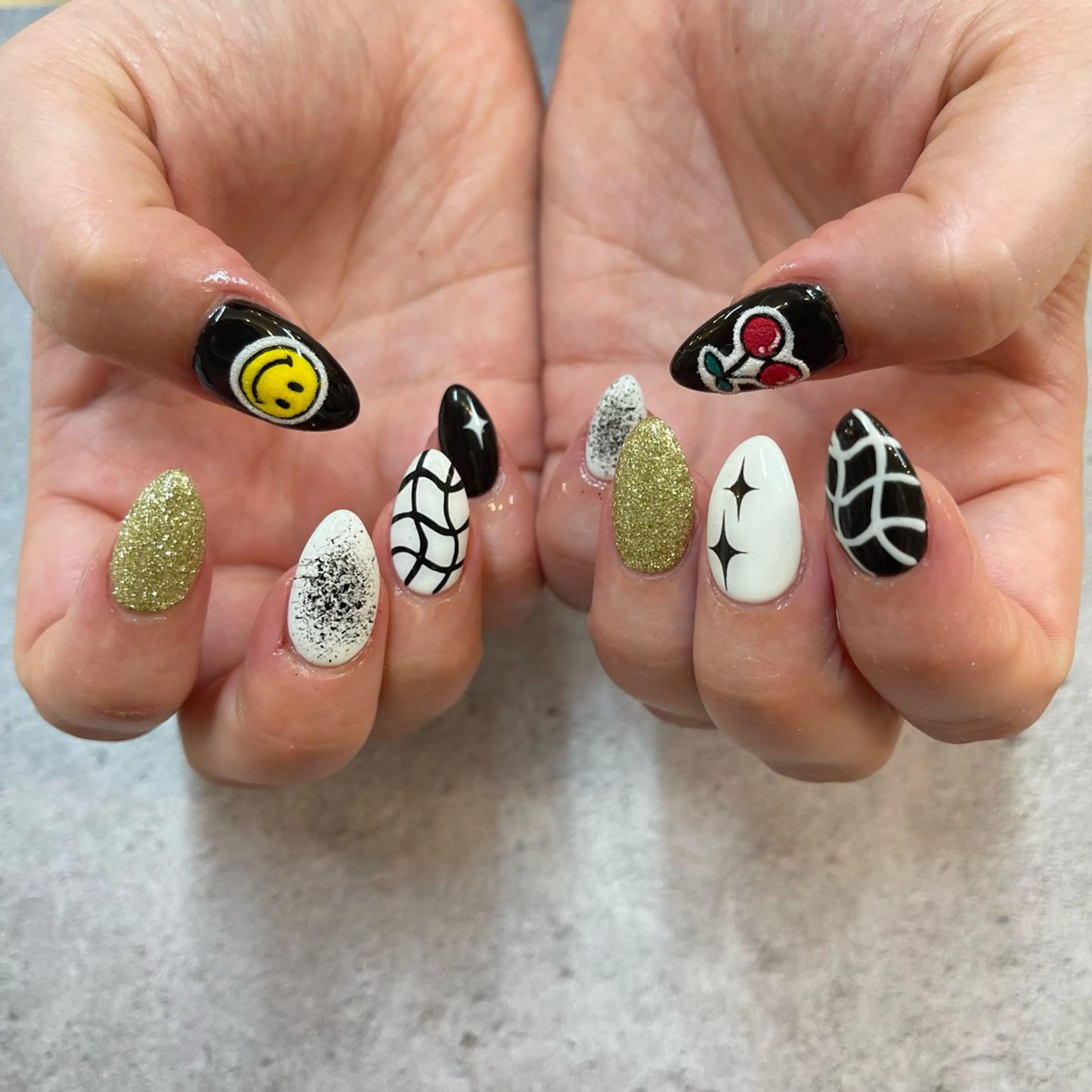 ネイル ハンドネイル NAIL Alaia 𓇼のネイルデザイン