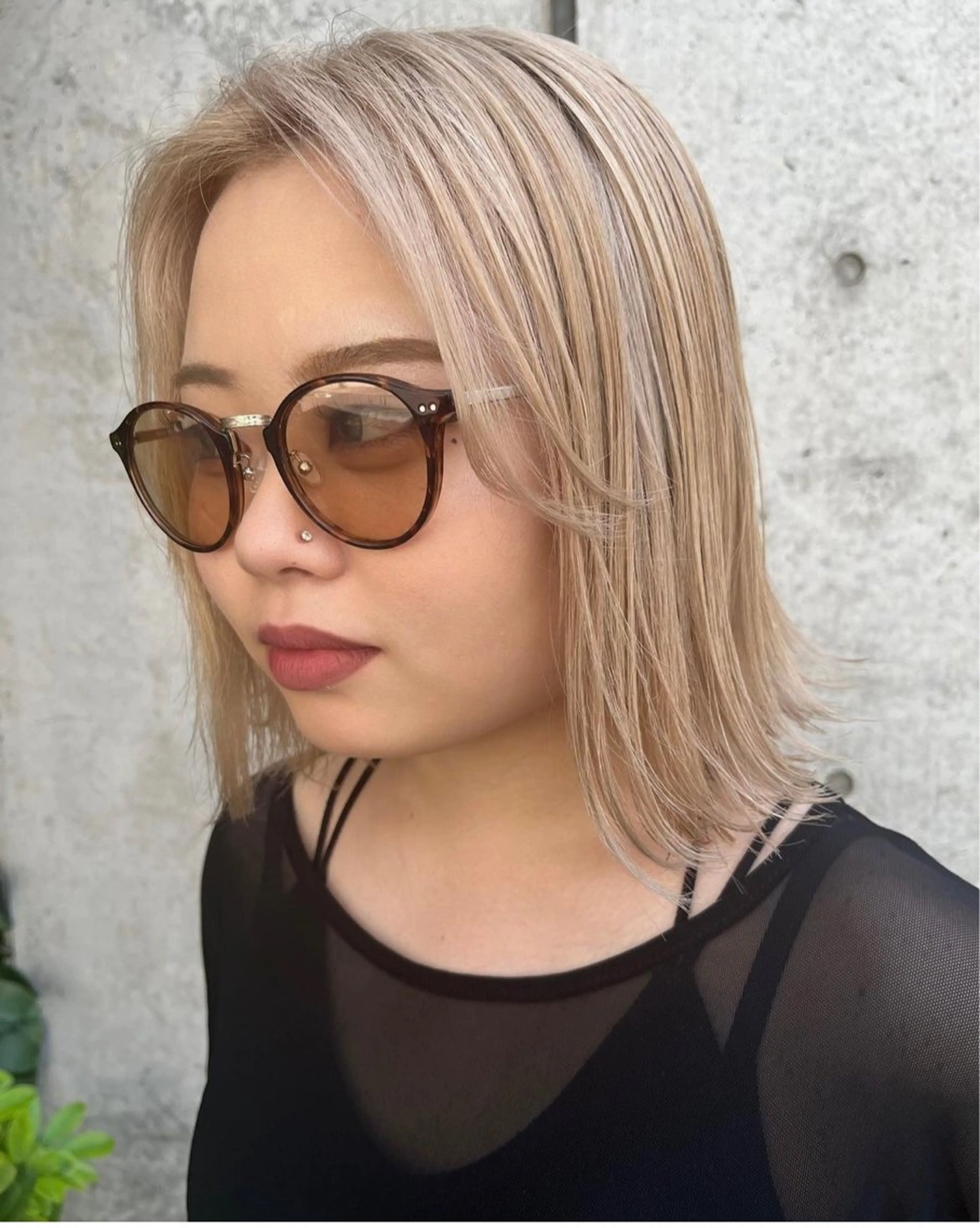 ミディアム ヘアカラー 東村 桃花のヘアスタイル