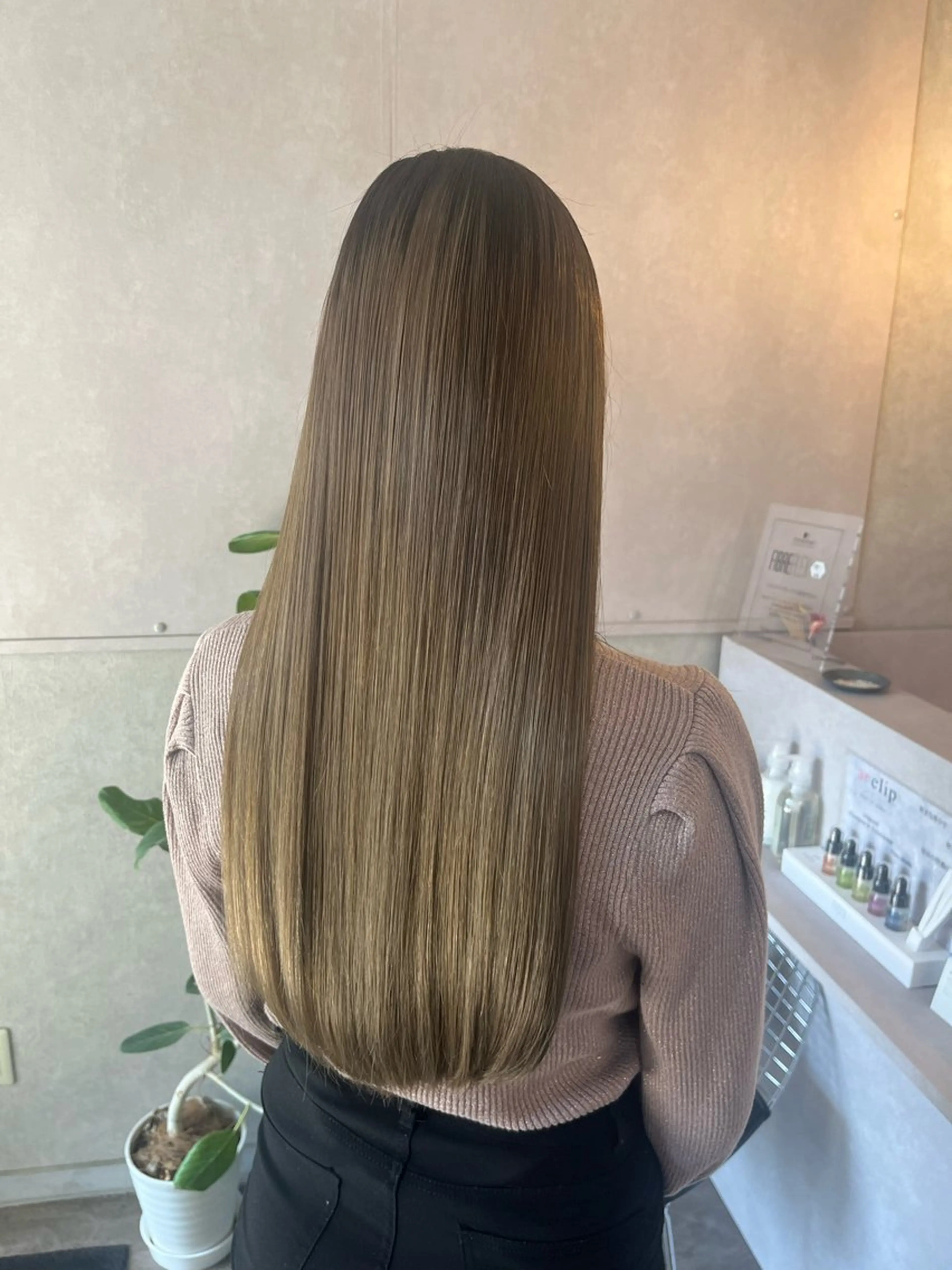 ロング 髪質改善 トリートメント みほ/ニュアンス/ モード/艶カラーのヘアスタイル