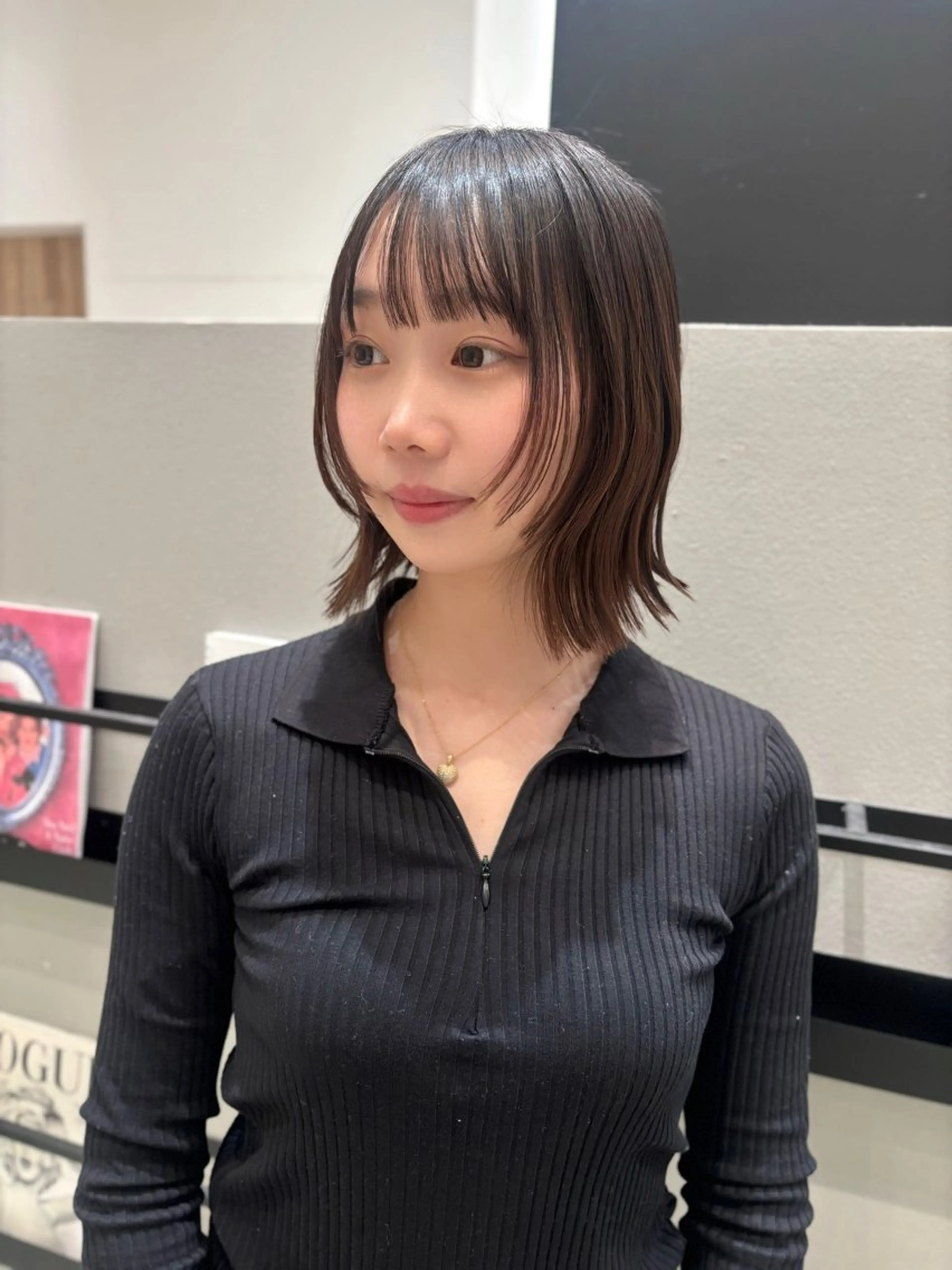 ミディアム カラー 顔まわりレイヤー 顔周りカット レイヤーカット カット ヘアカラー 透明感カラー/ レイヤーkotonoのヘアスタイル