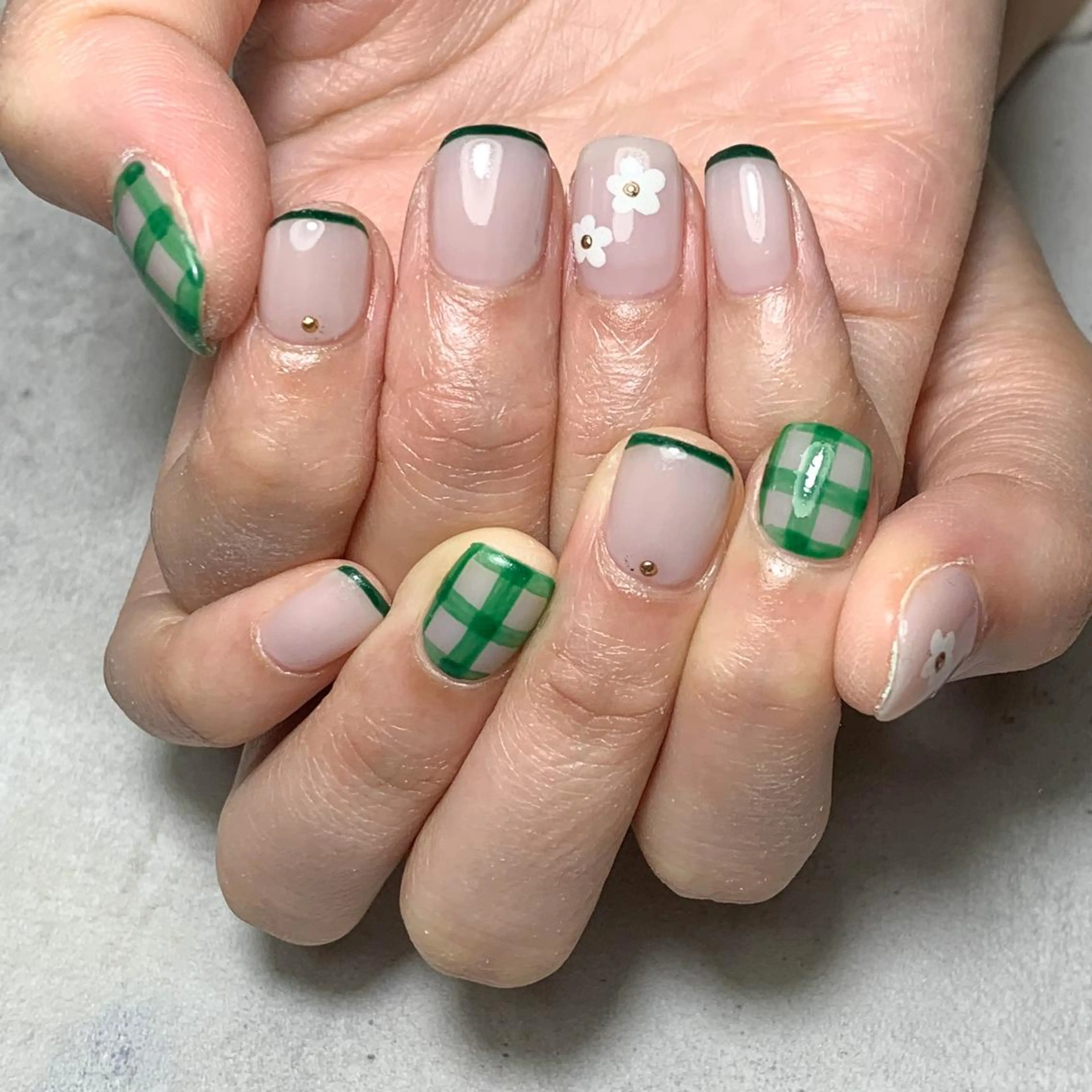 ネイル FIORITURA aiのネイルデザイン