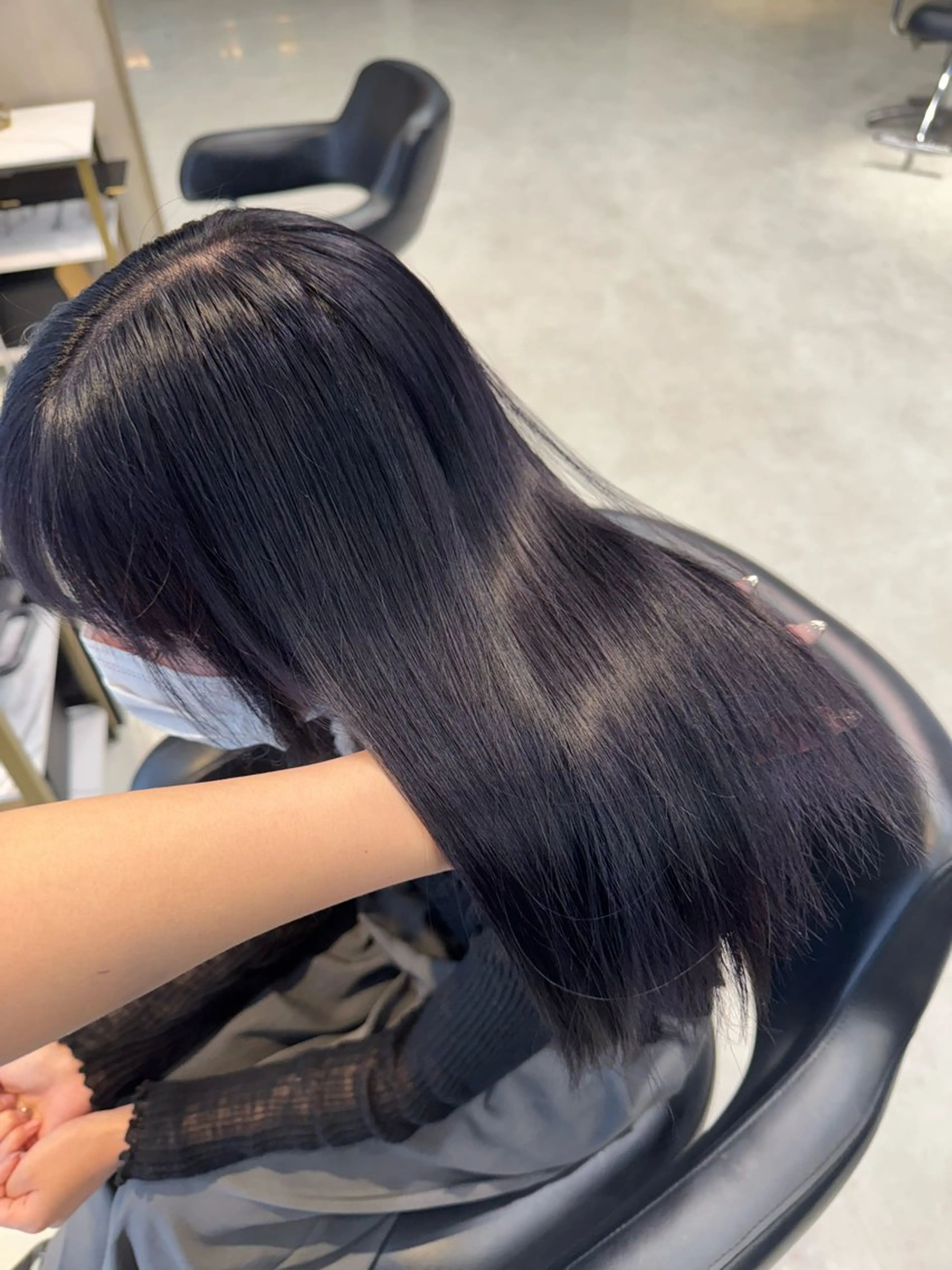 セミロング カラー 艶カラー♡クール トレンドヘア♡アユミのヘアスタイル