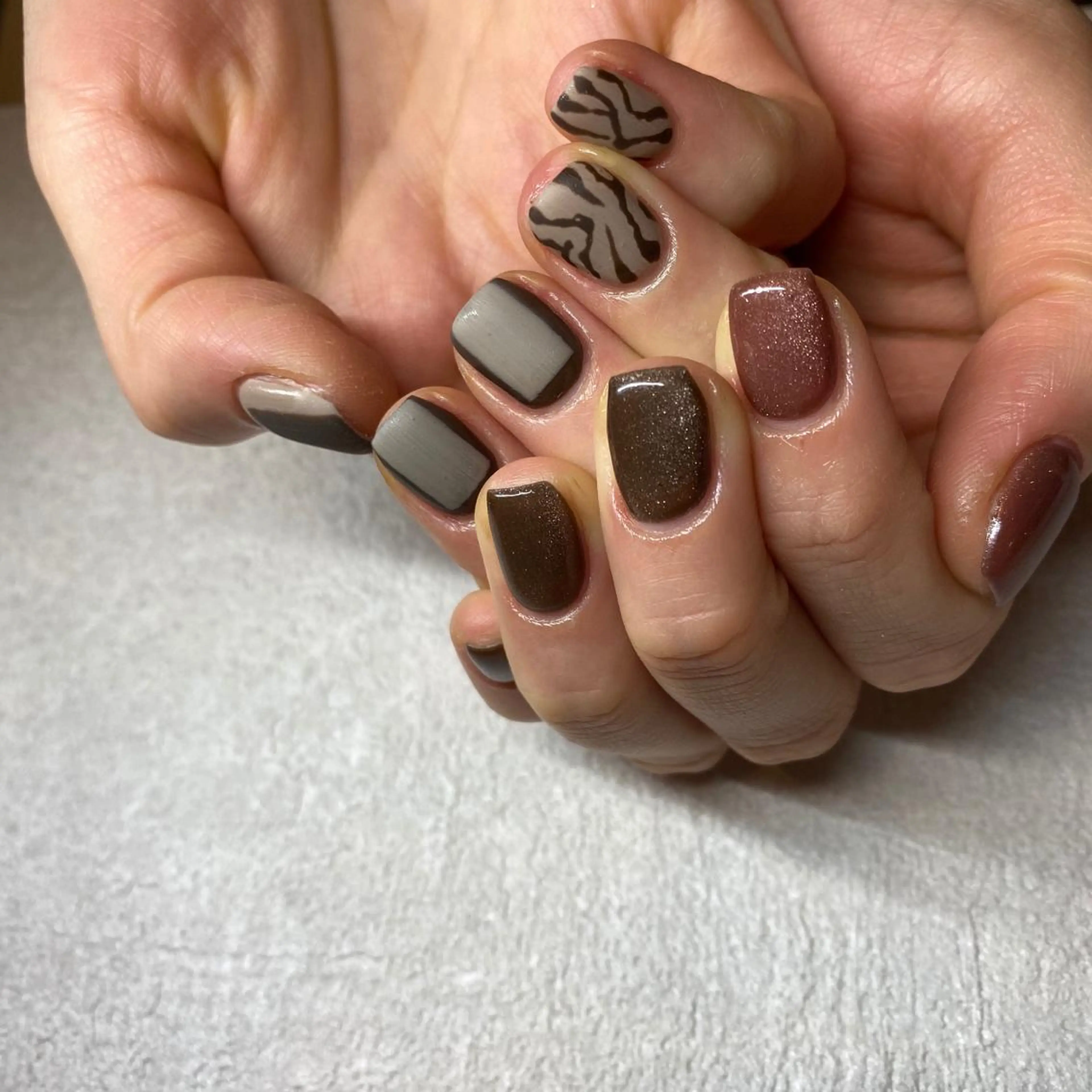 ネイル ハンドネイル NORA nail UMEDA MAIのネイルデザイン