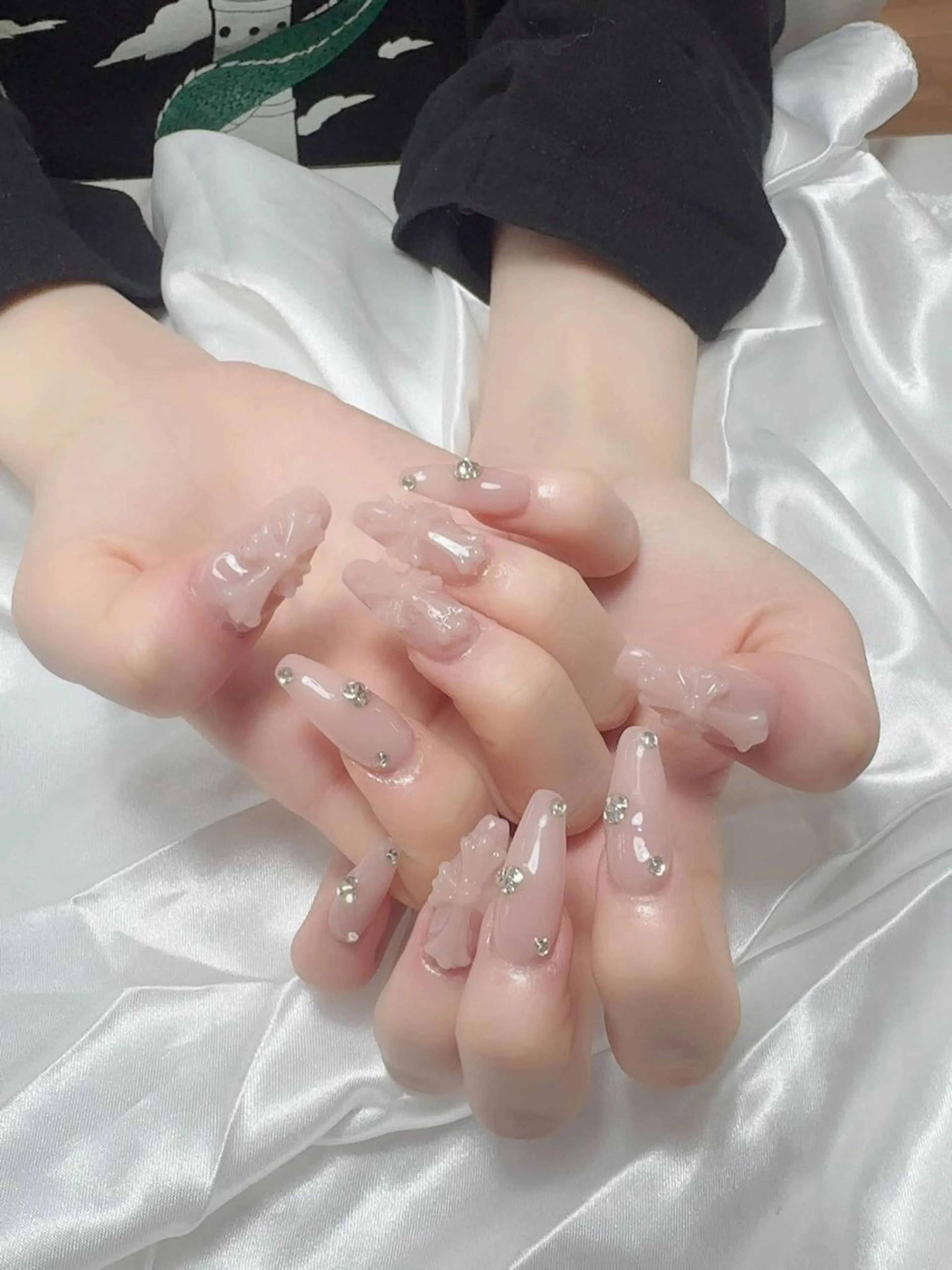 ネイル フレンチネイル グラデーション 韓国ネイル マグネットネイル ミラーネイル ハンドネイル Squen Nail 【持ち込みOK】のネイルデザイン
