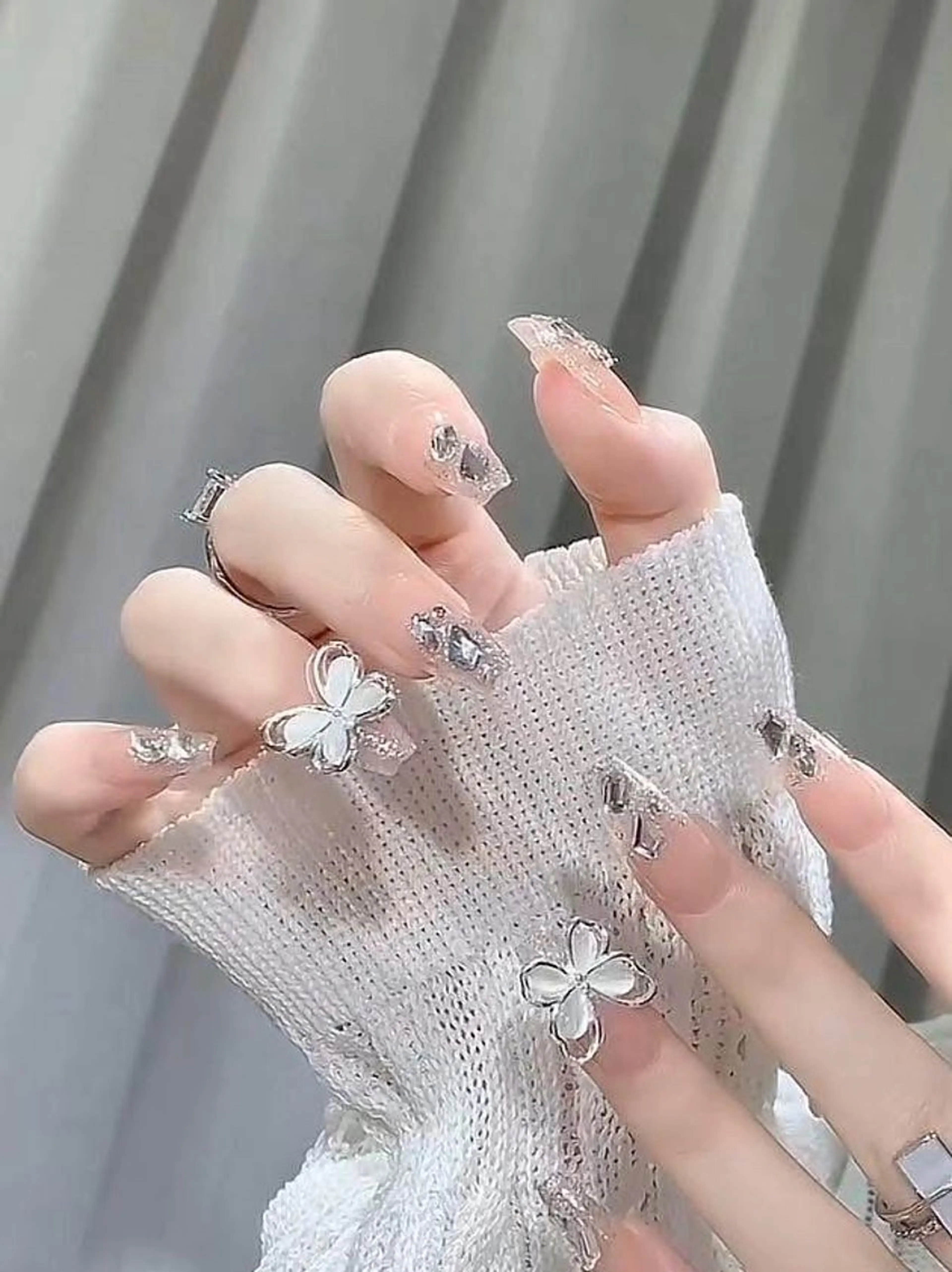 ネイル 長さ出し フットネイル ジェルネイル 韓国ネイル マグネットネイル ハンドネイル YMT NailStudioのネイルデザイン