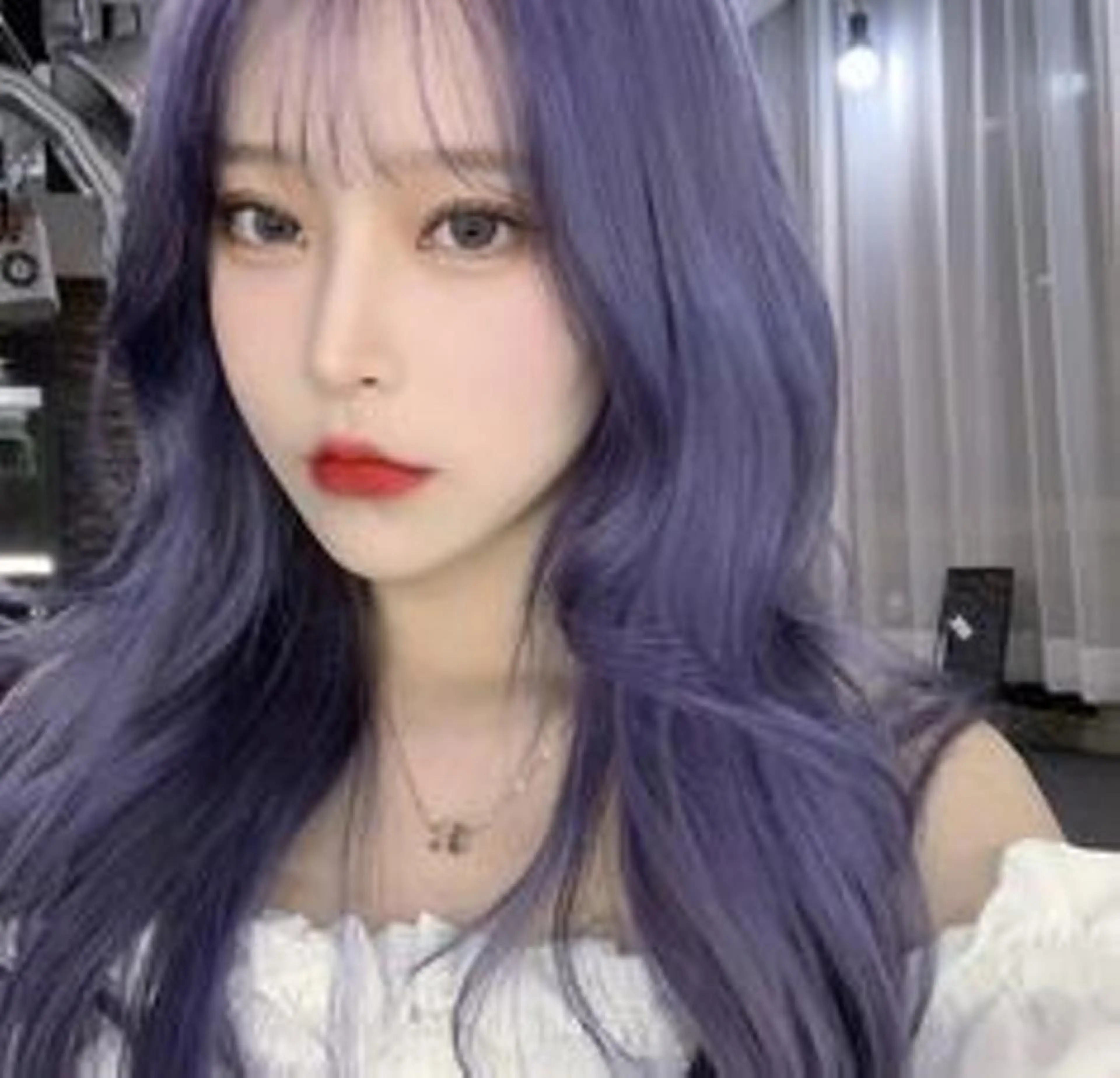 ロング ヘアアレンジ カラー 💙ハイトーン韓国風 色白ヘア💙manaのヘアスタイル