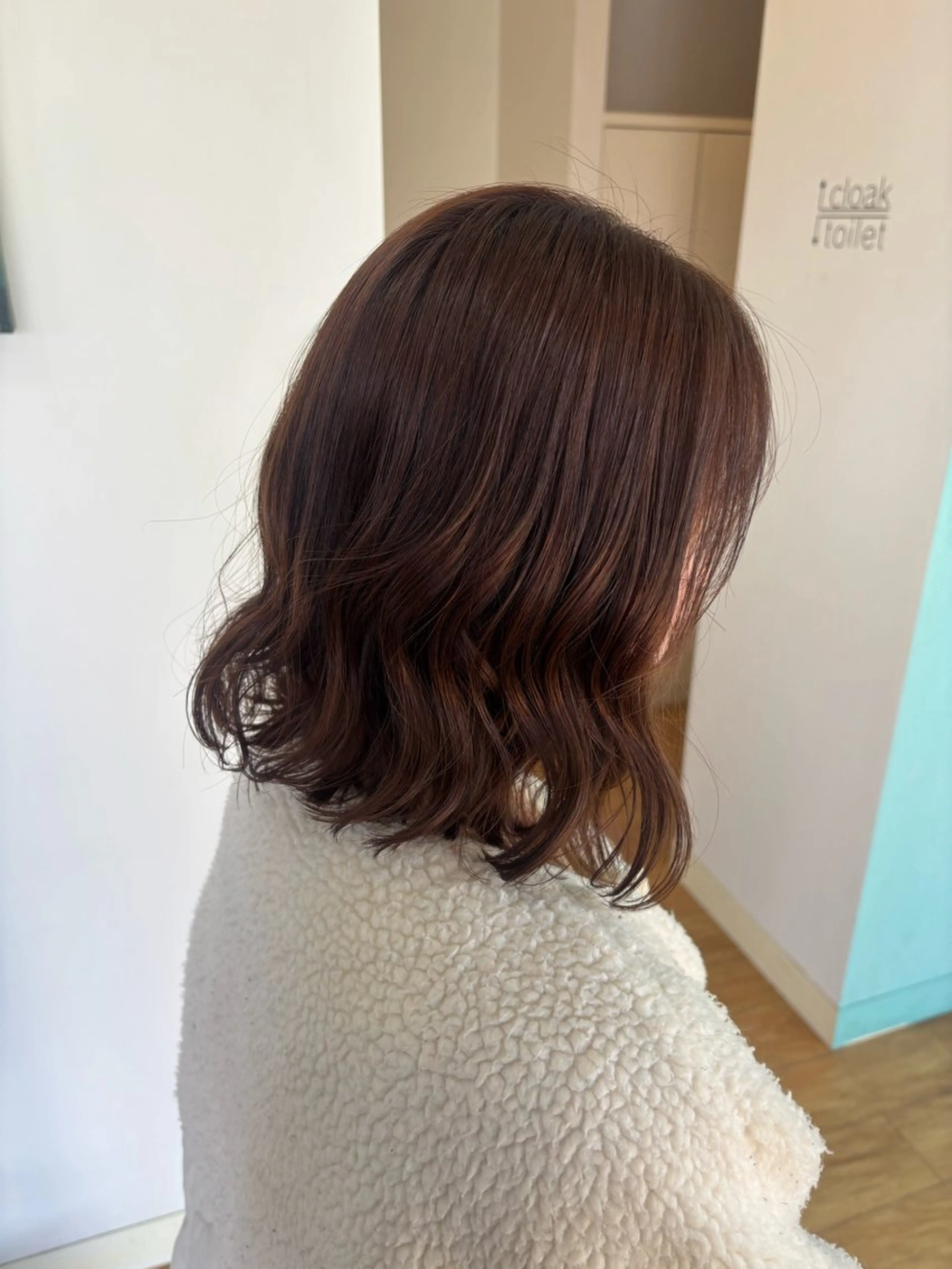 ミディアム チョコレートブラウン ヘアカラー 松岡 ひなののヘアスタイル