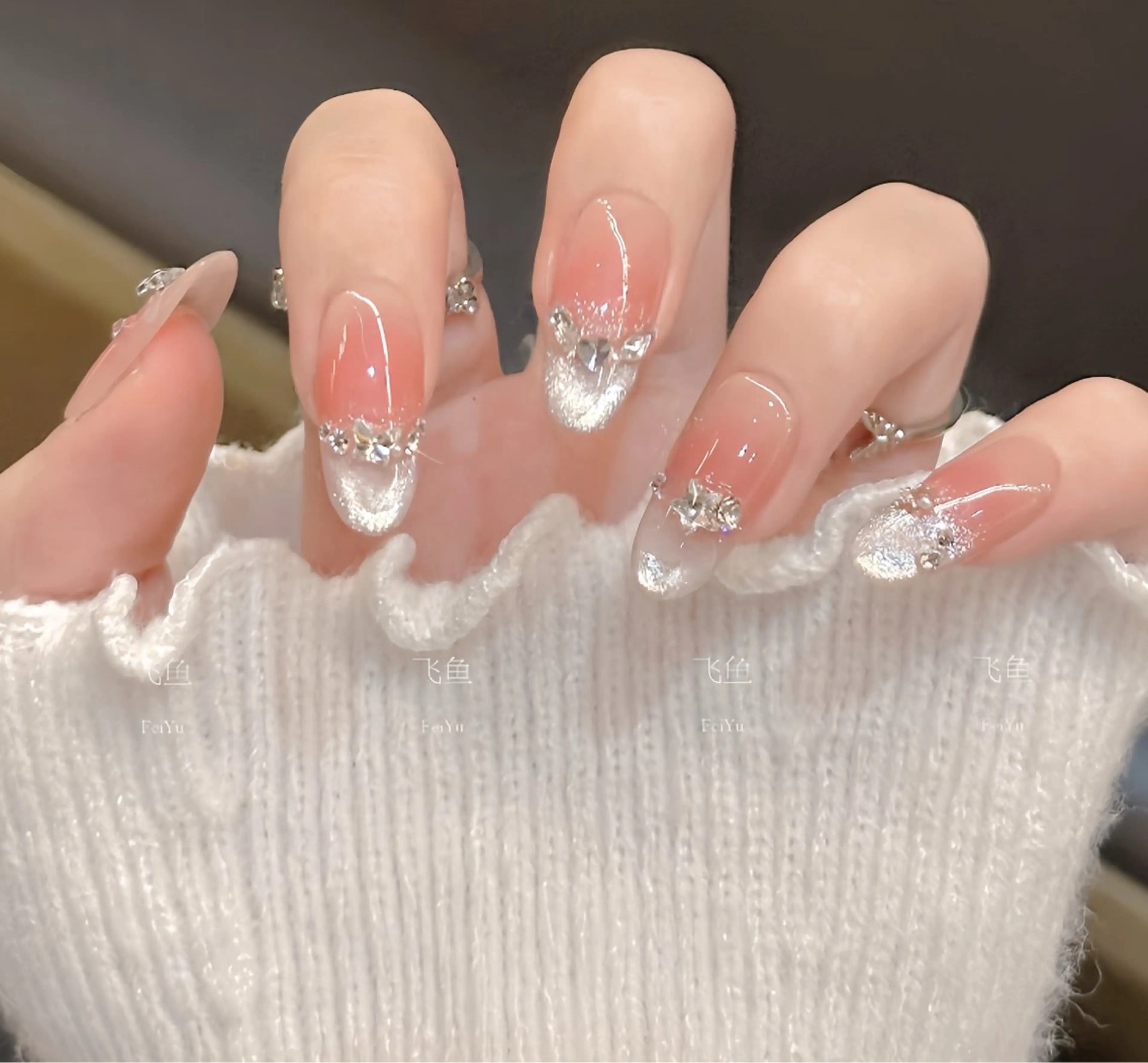 ネイル ハンドネイル MoonNail ユリ🌸のネイルデザイン