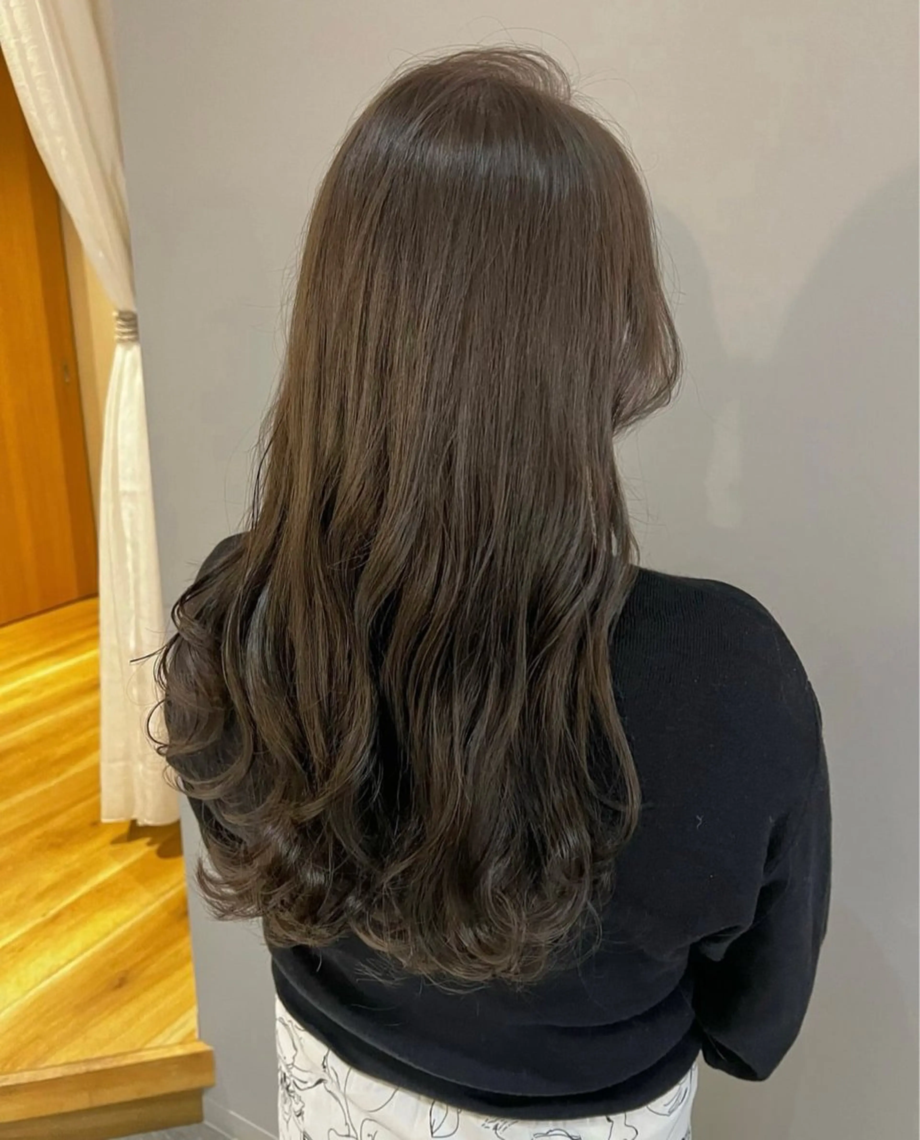 ロング 《PARAGO緑橋》 内田美結のヘアスタイル