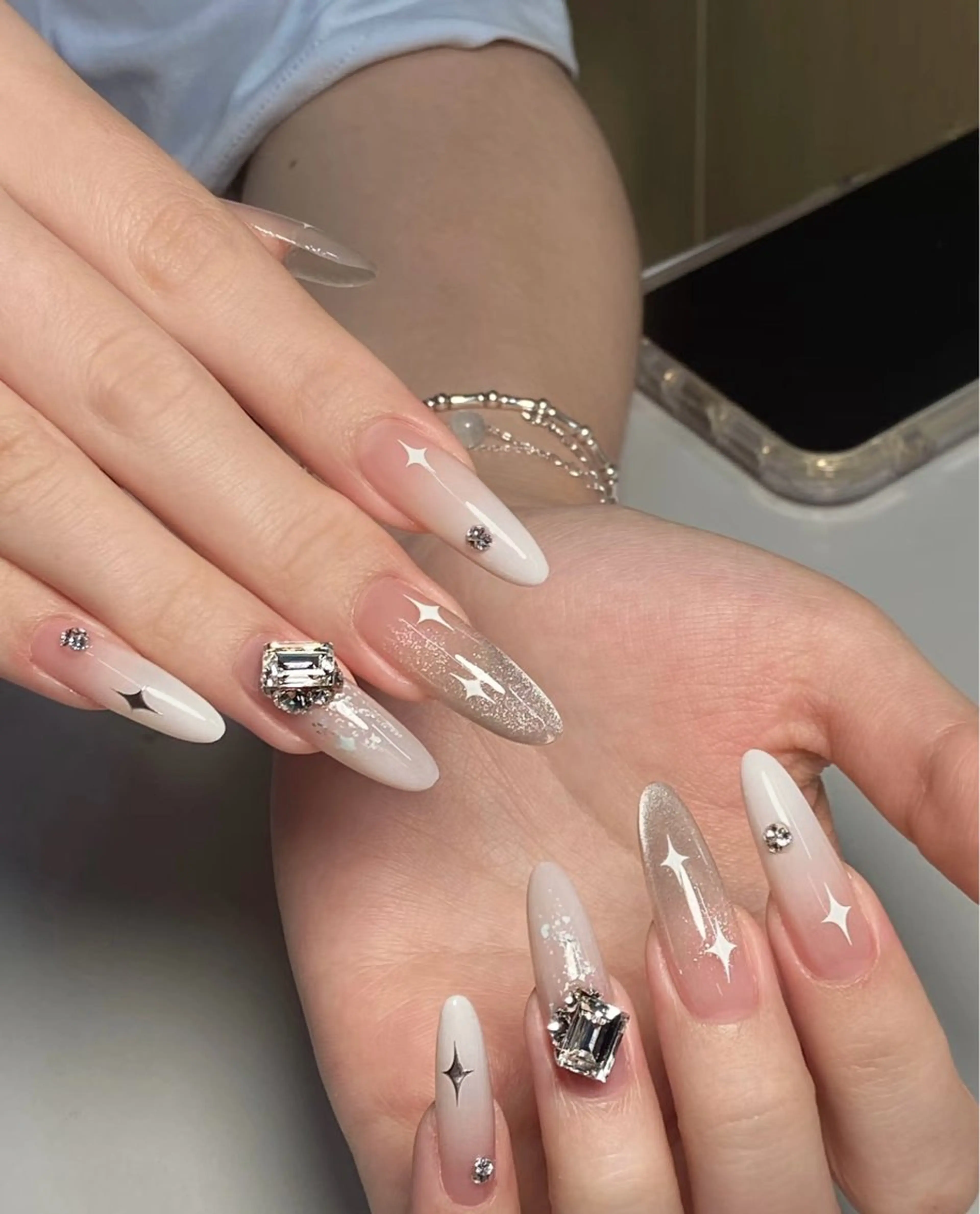 ネイル 里奈 Nailのネイルデザイン