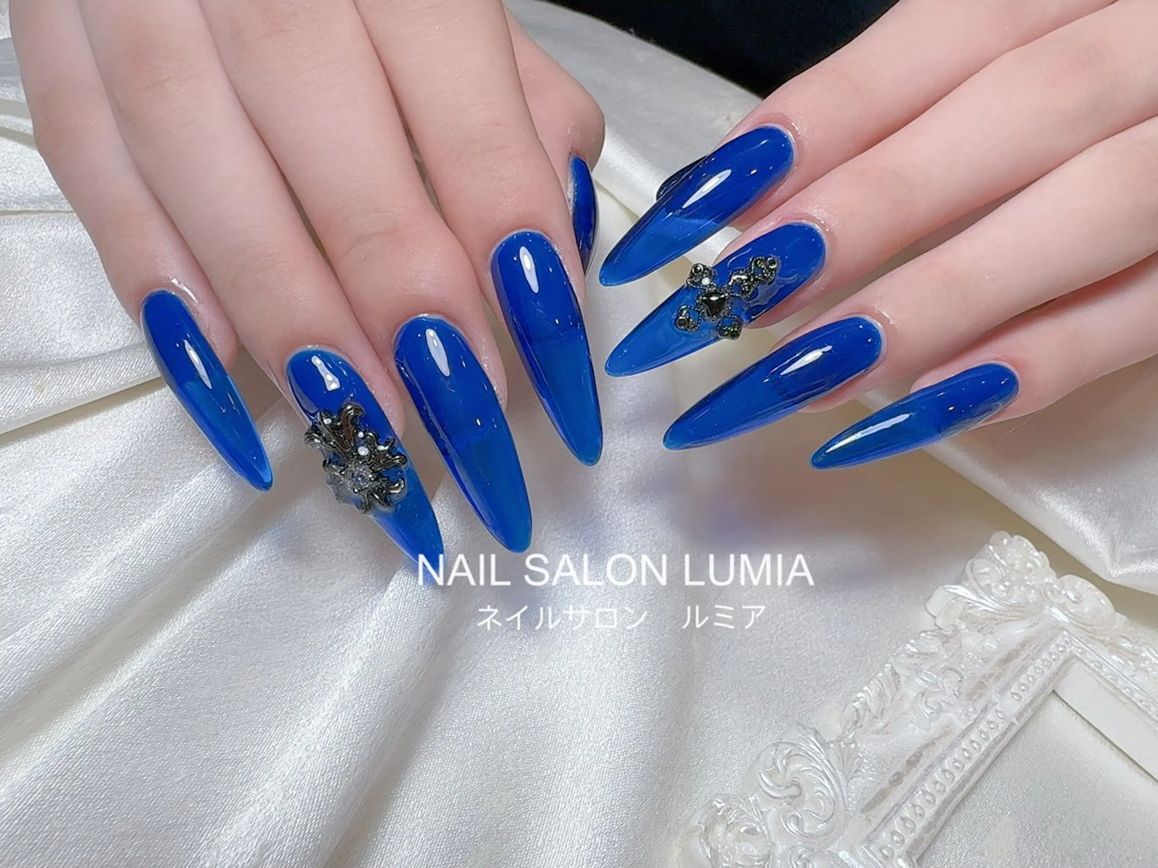 ネイル ハンドネイル ネイルサロン ルミア Lumia 店長のネイルデザイン