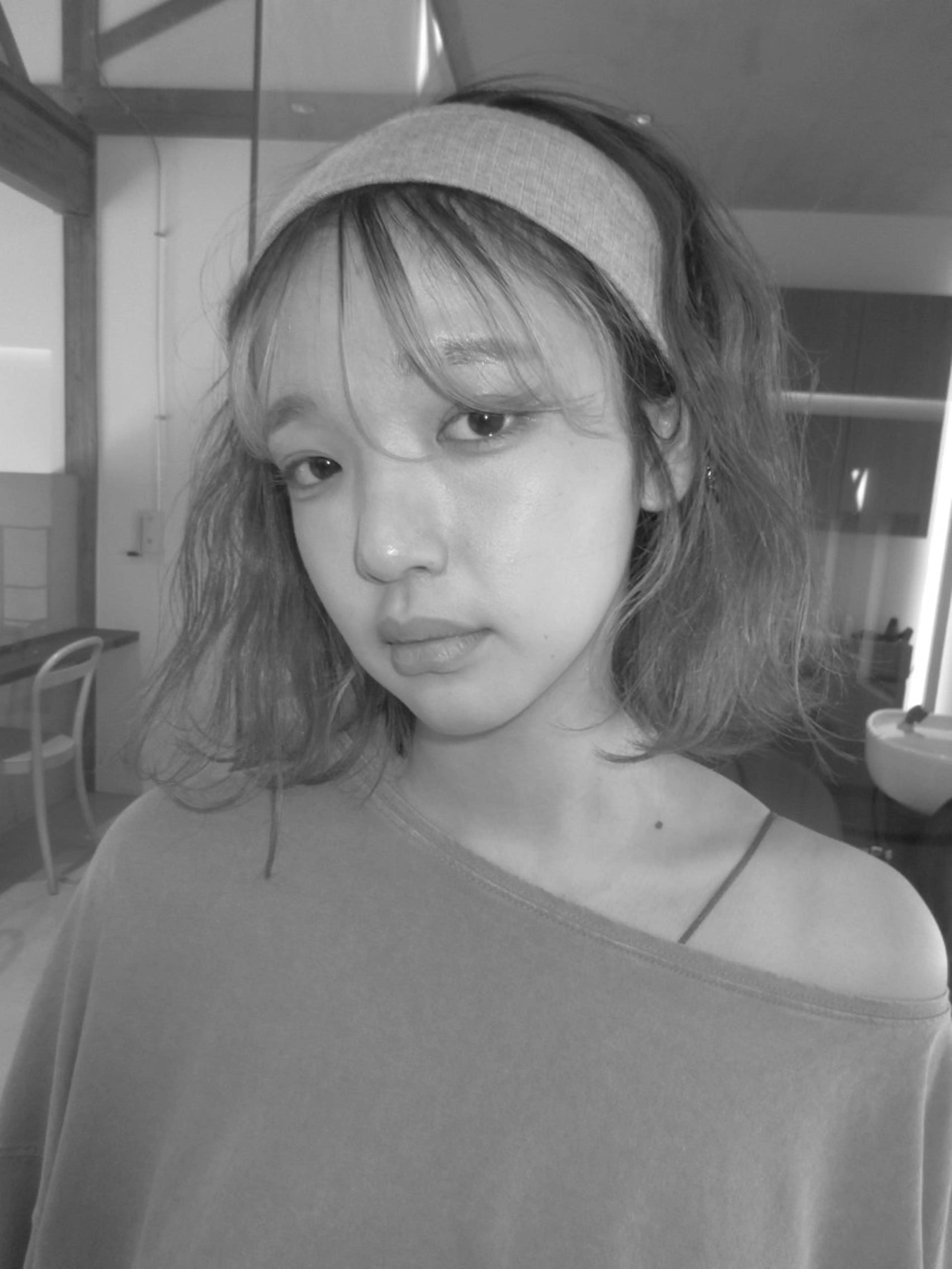 ミディアム hina KEEDAのヘアスタイル