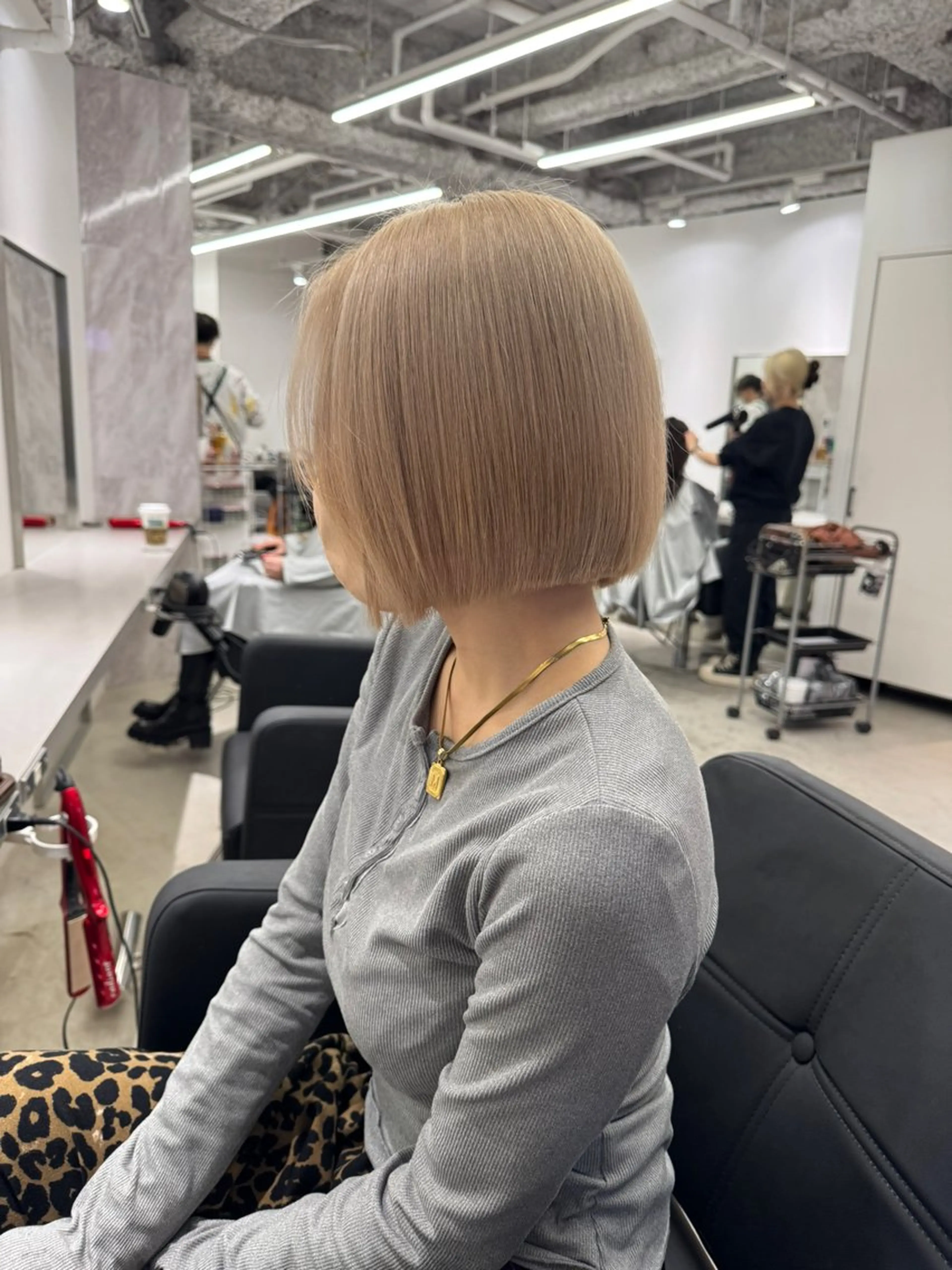 ショート カット トリートメント 店長　MANAMI ／ブリーチ／骨格ボブのヘアスタイル