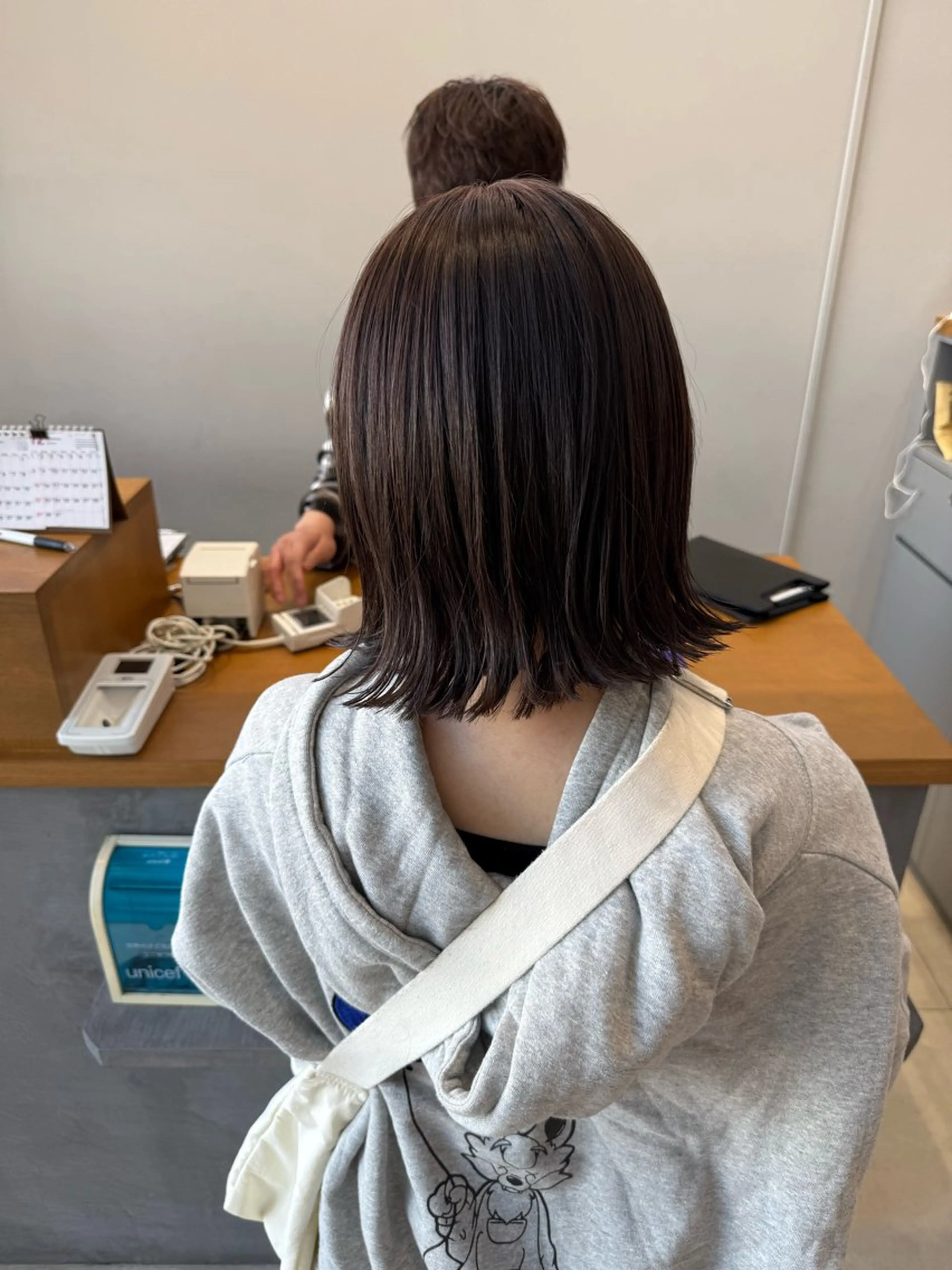 ミディアム カラー 切りっぱなしボブ ボブ カット ヘアカラー トリートメント 石原圭悟 /ショート/艶カラーのヘアスタイル