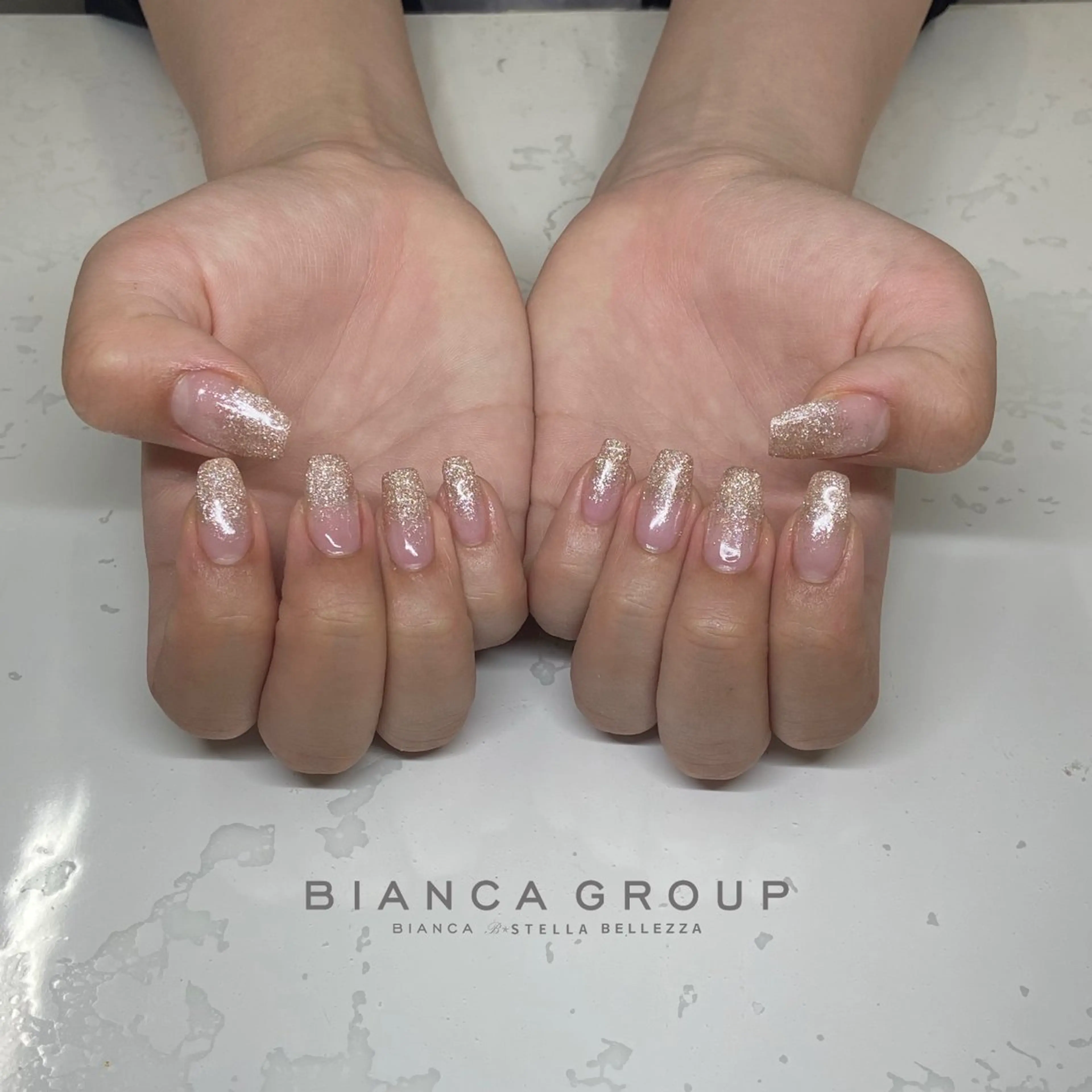 ネイル ハンドネイル Bianca 若松 颯菜のネイルデザイン